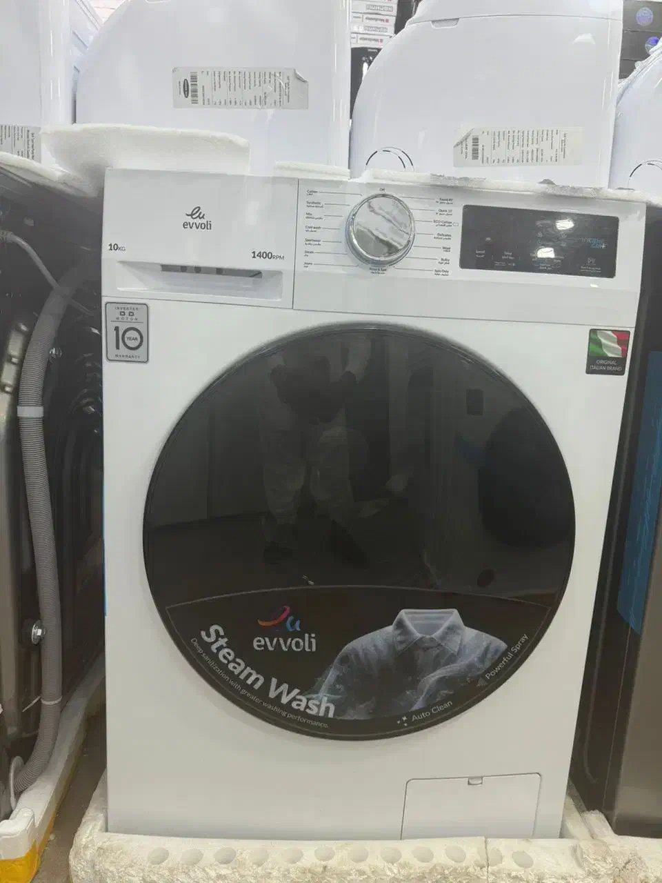 لباسشویی درب فضایی مارک ایوولی و یونیوا|ماشین لباسشویی و خشک‌کن لباس|میناب, |دیوار