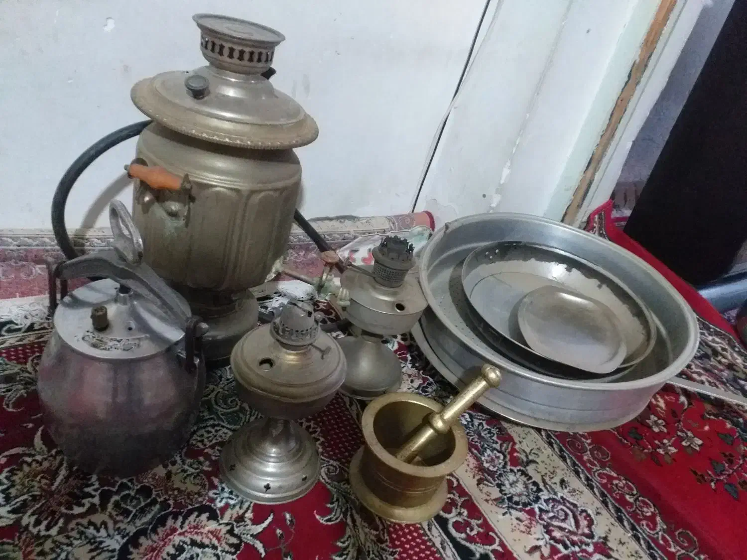 سلام چندتیکه وسیله خانه گی قدیمی فروشی|کلکسیون اشیاء عتیقه|بروجرد, |دیوار