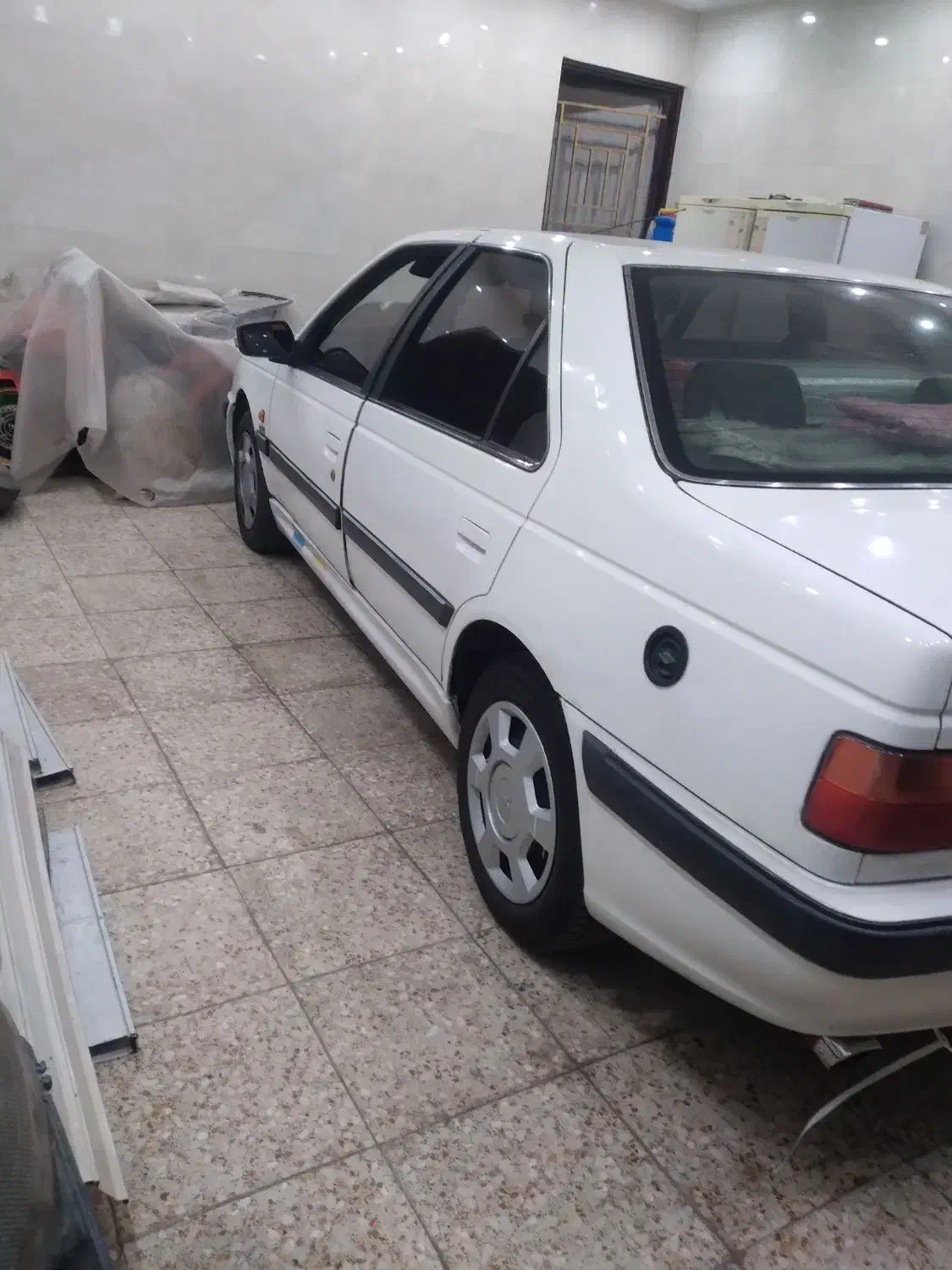 پژو پارس سفید|خودرو سواری و وانت|قرچک, مهدیه|دیوار