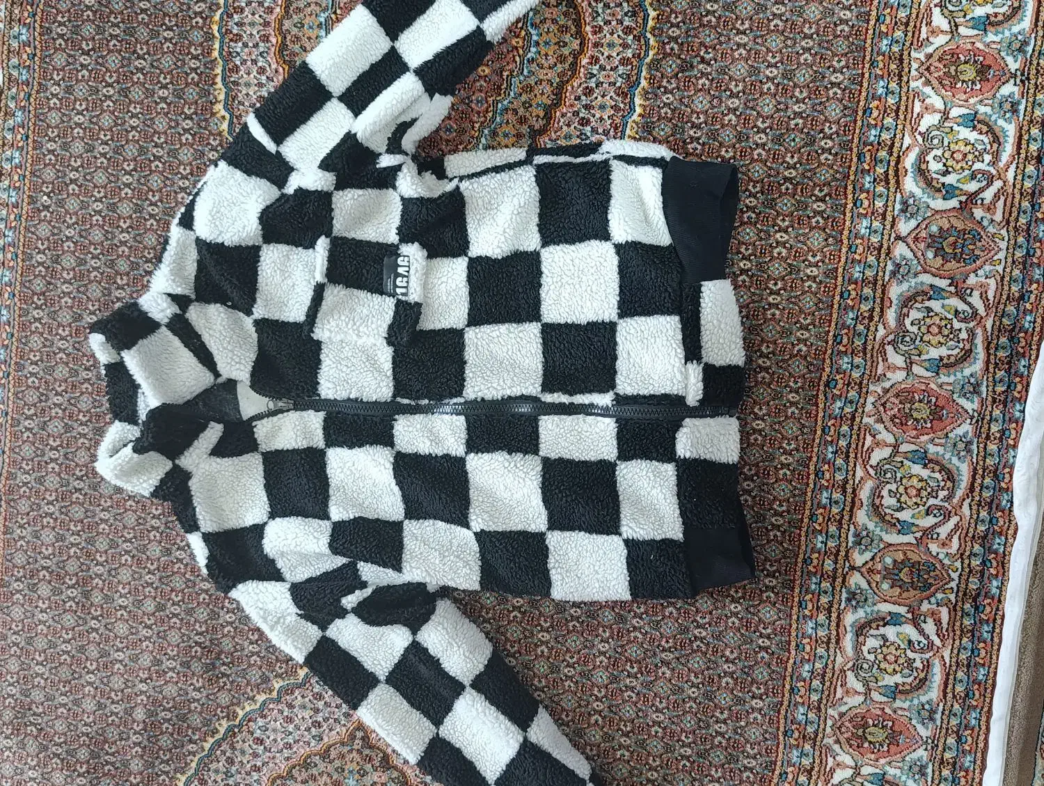 تدی|لباس|ارومیه, |دیوار