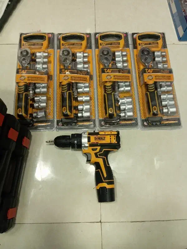 دریل شارژی جفت باطری.|ابزارآلات|سیرجان, |دیوار