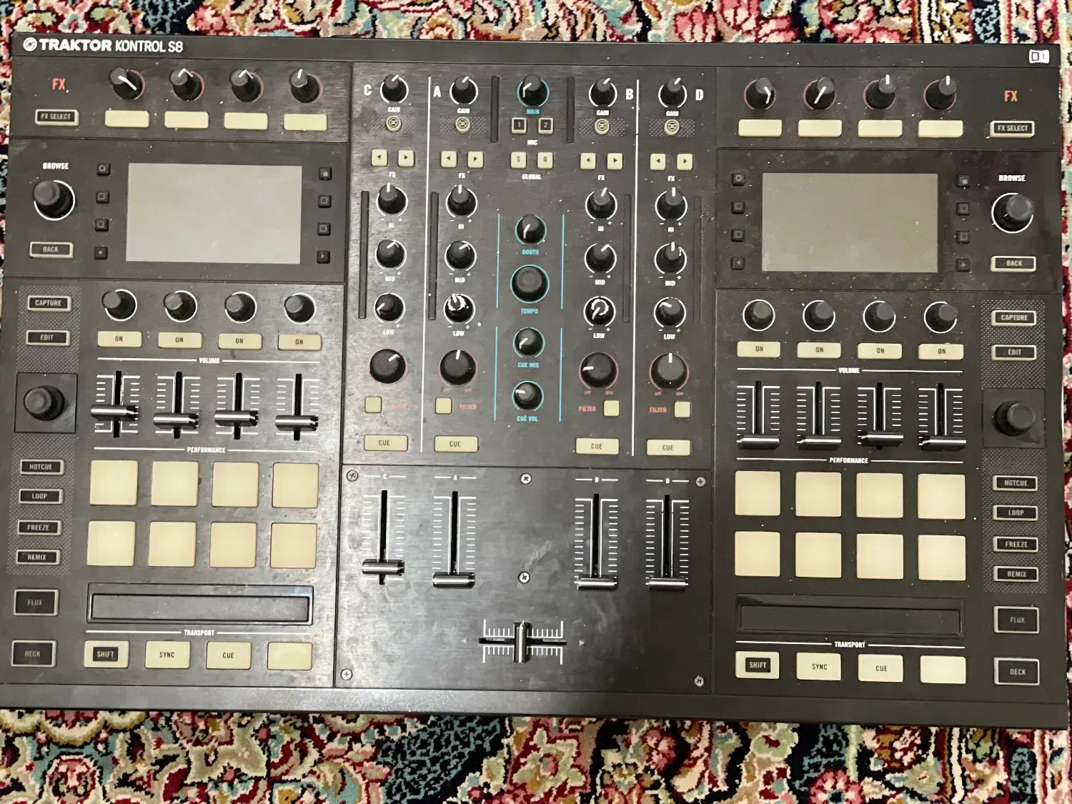 دستگاه دیجی traktor s8|صوتی و تصویری|تهران, طیب|دیوار