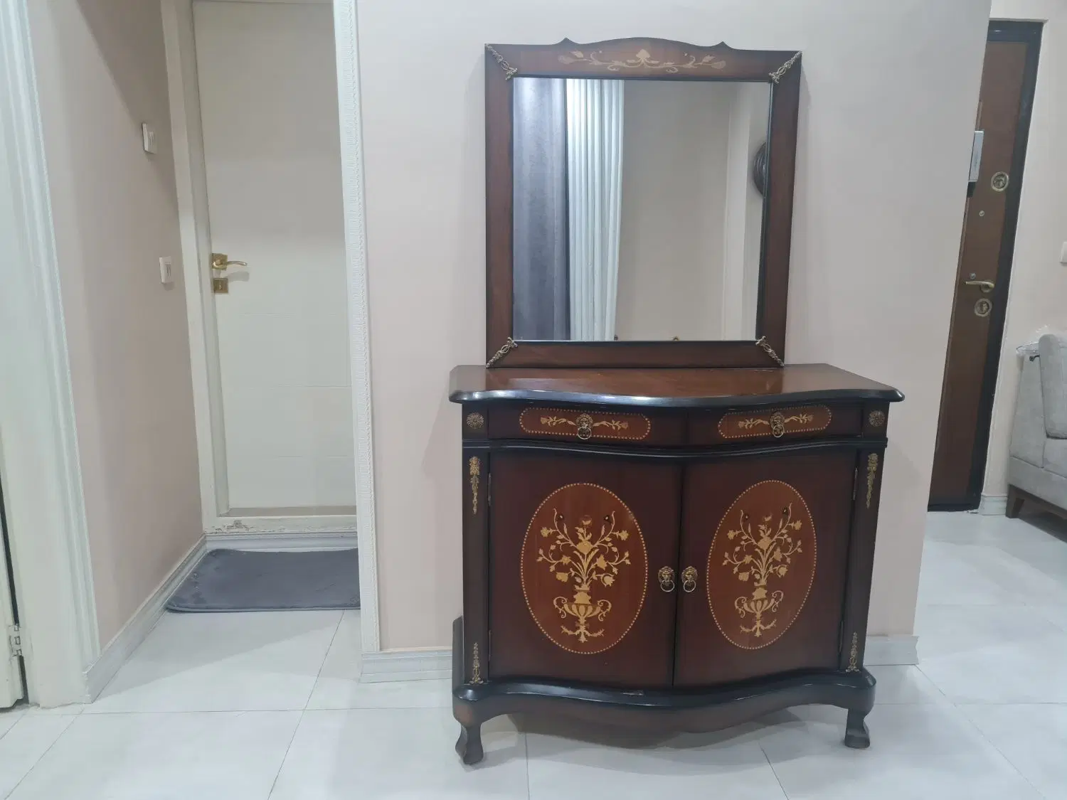 آینه و کنسول|بوفه، ویترین، کنسول|تهران, مهران|دیوار