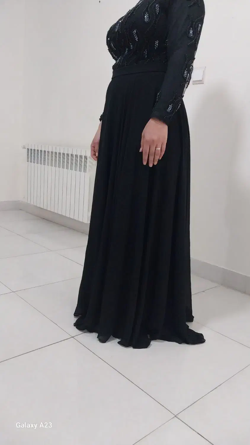 لباس مجلسی|لباس|توتکابن, |دیوار