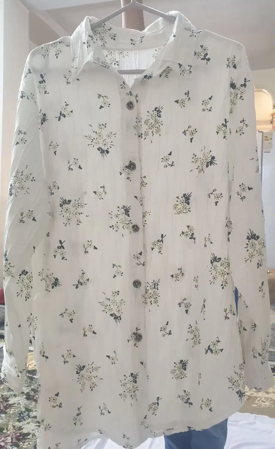 لباس و شومیز|لباس|قرچک, میرزائی شمالی|دیوار