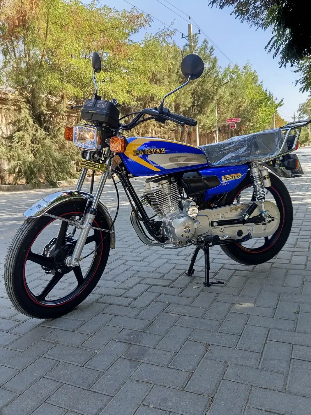 هندا۲۰۰پرواز|موتورسیکلت|چهارباغ, |دیوار