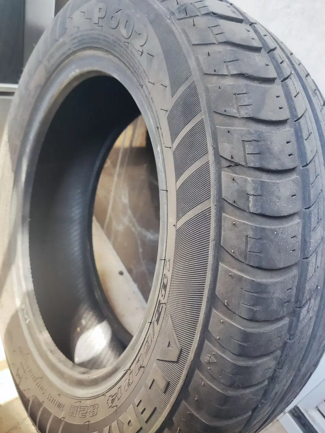 لاستیک 185/60/14 تیبا و ساینا|قطعات یدکی و لوازم جانبی|قرچک, میرزائی شمالی|دیوار