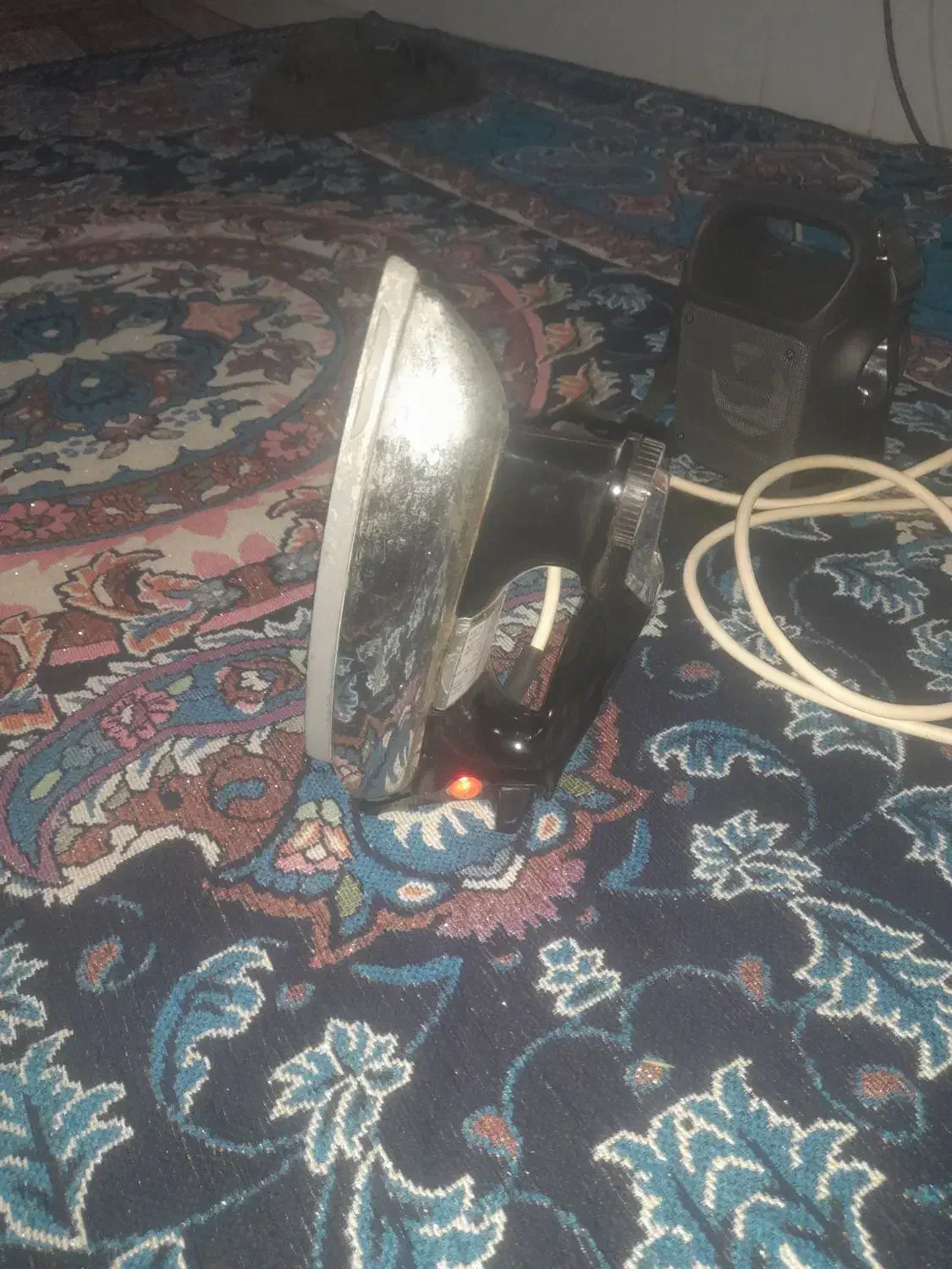 اتو لباس|اتو و لوازم اتو|شاهین‌شهر, گزبرخوار|دیوار