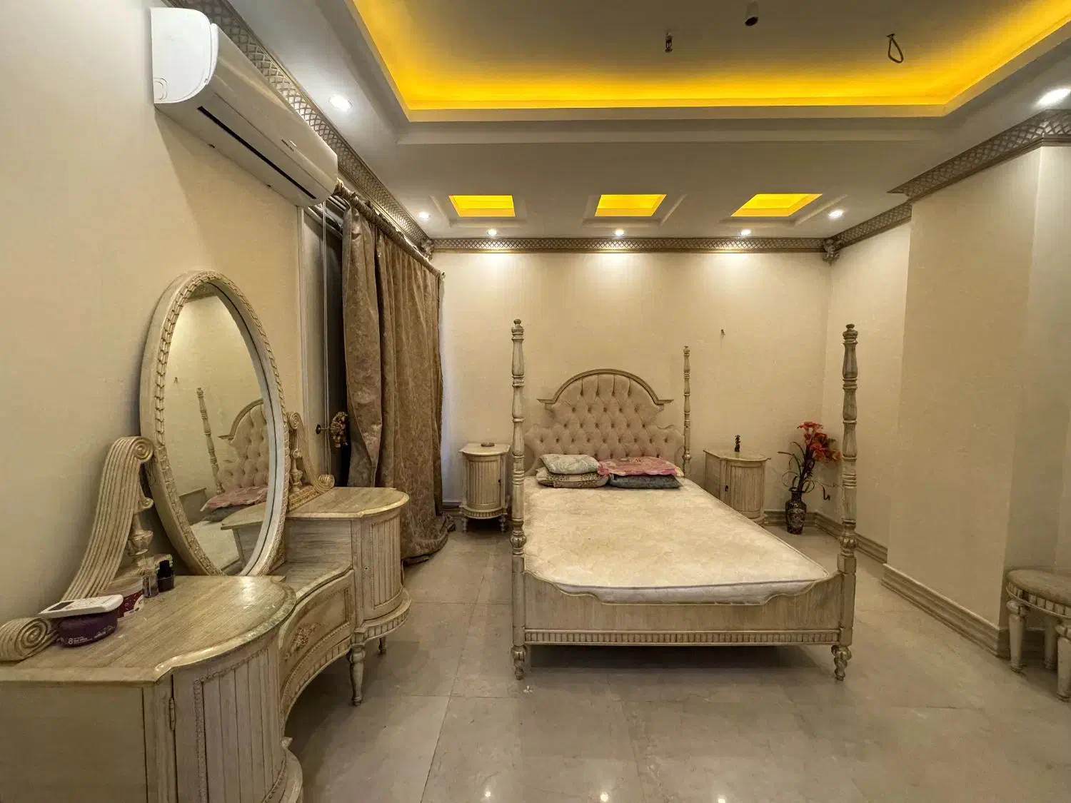 190متر ۳خ رهن کامل سعادت آباد