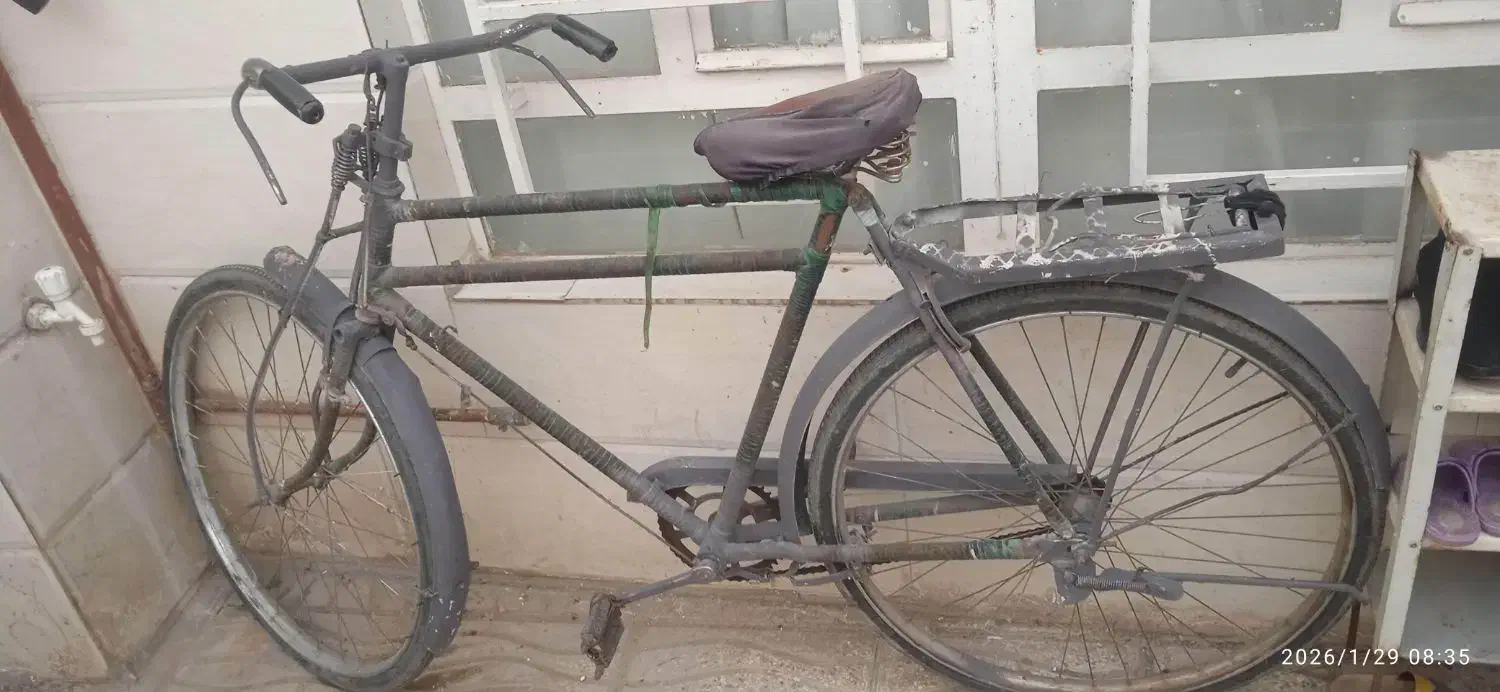 دوچرخه|دوچرخه، اسکیت، اسکوتر|نیشابور, سرآب کوشک|دیوار