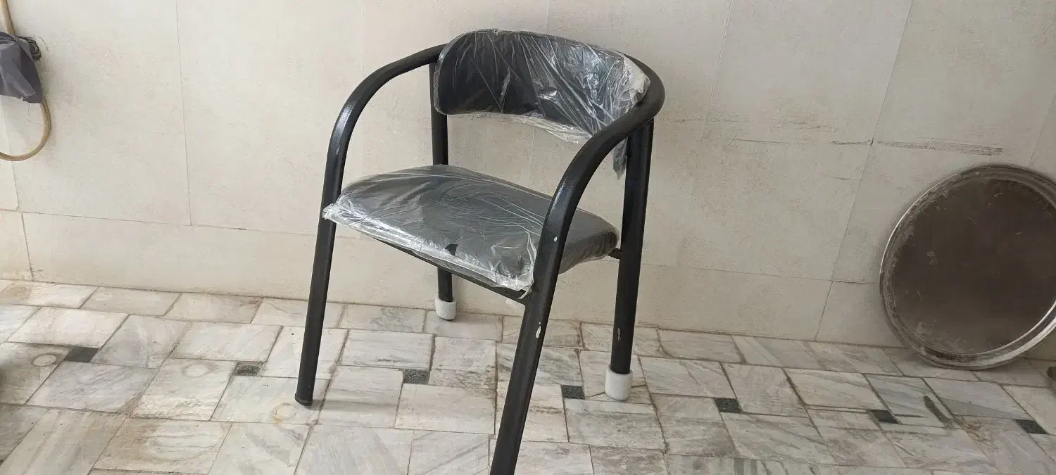 صندلی انتظار و رگال ایستاده|حراج|قم, شاد قلی|دیوار