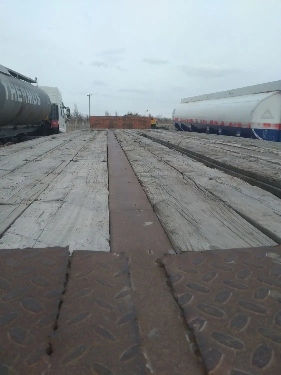 کفی|خودرو سنگین|اراک, |دیوار