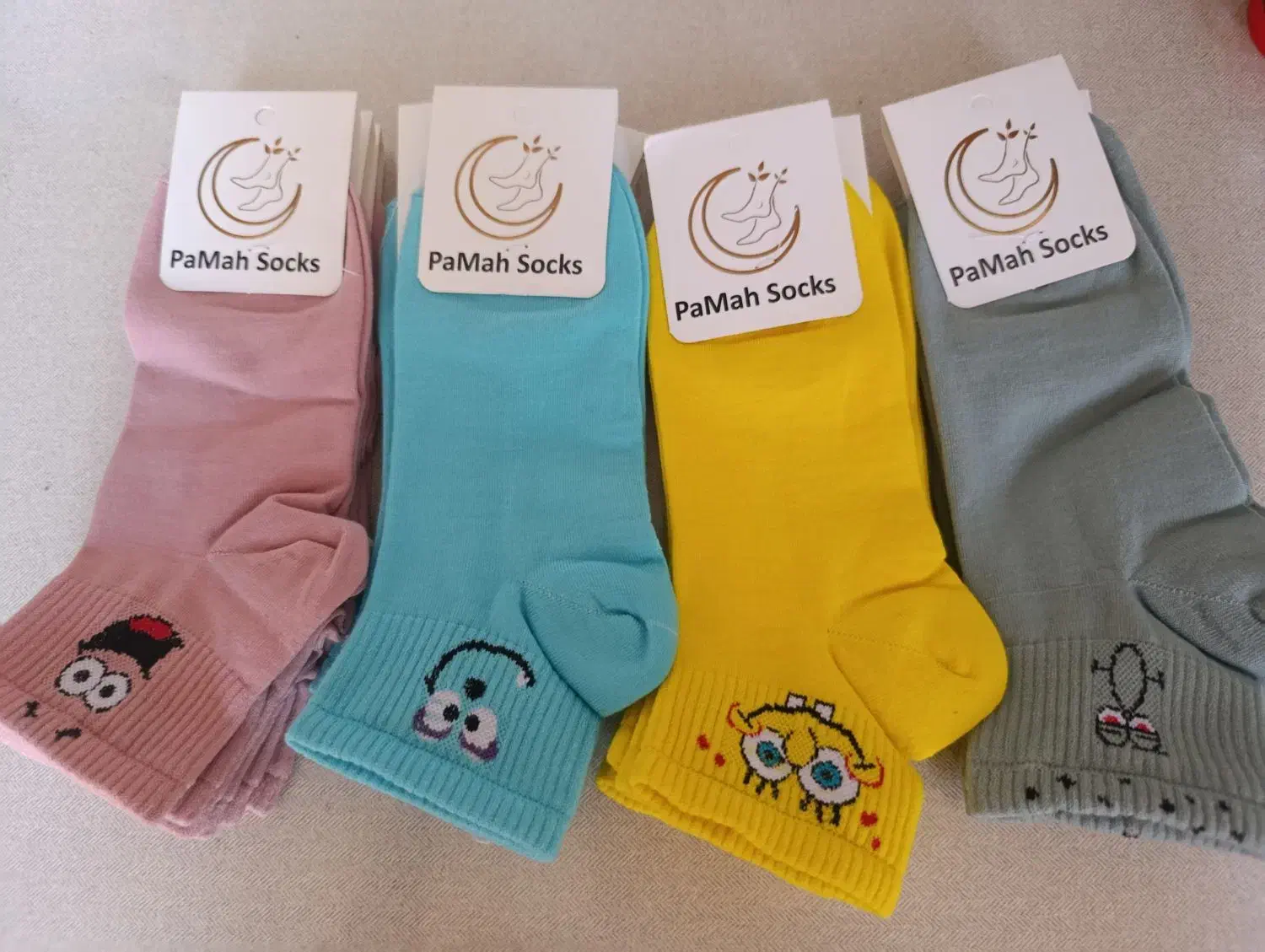 جوراب نایک و جوراب طرح باب اسفنجی و پاتریک|کیف، کفش، کمربند|قم, قم نو|دیوار