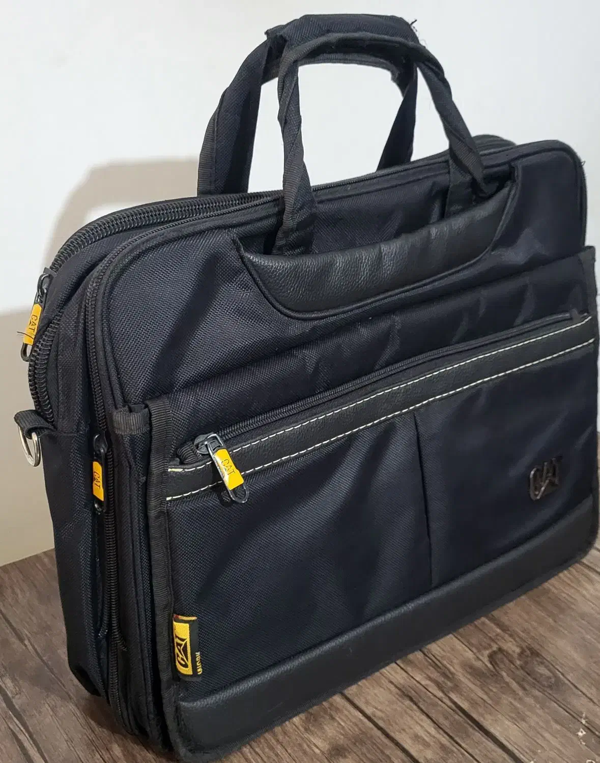 کیف دستی مردانه برند (cat)|کیف، کفش، کمربند|شیروان (خراسان), |دیوار