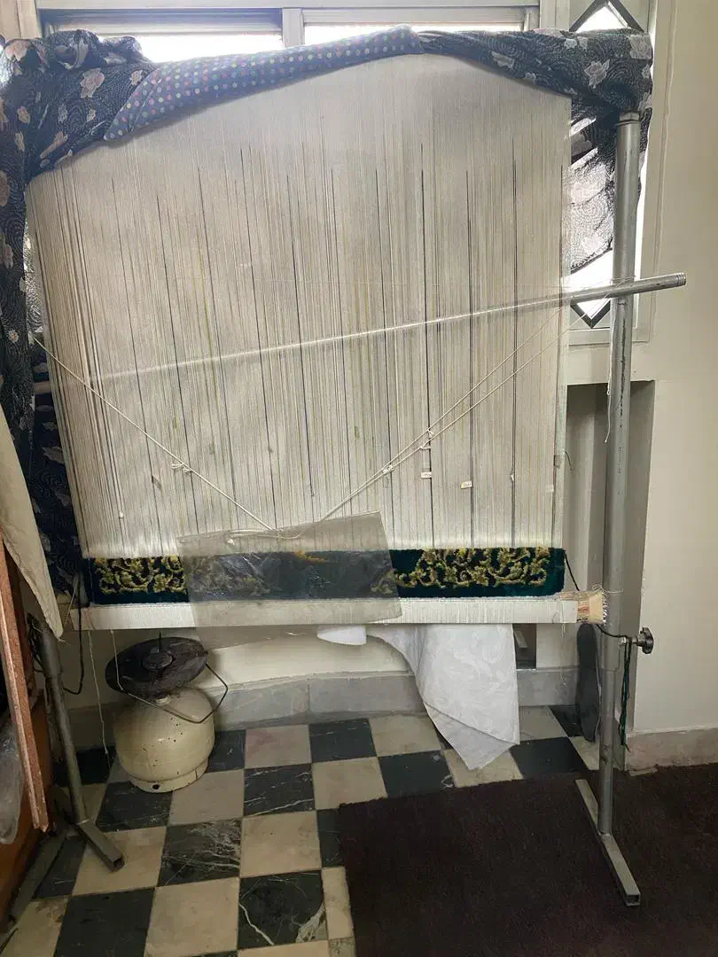 دار قالی به همراه نقشه و نخ کامل|فرش|تهران, بهمن یار|دیوار