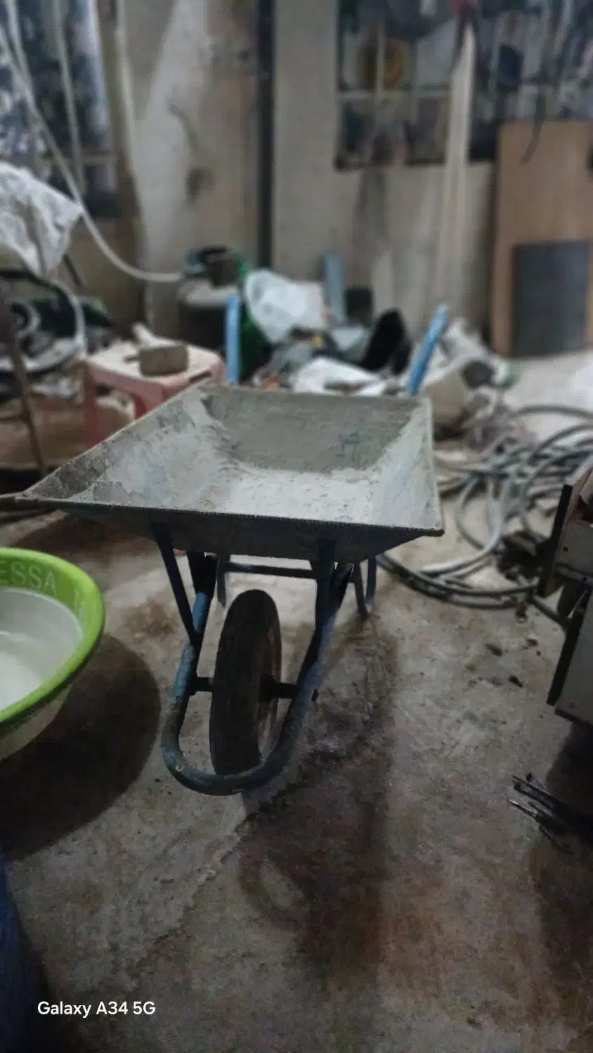 ۲عدد فرغون سالم|مصالح و تجهیزات ساختمان|قدس, شهرقدس|دیوار