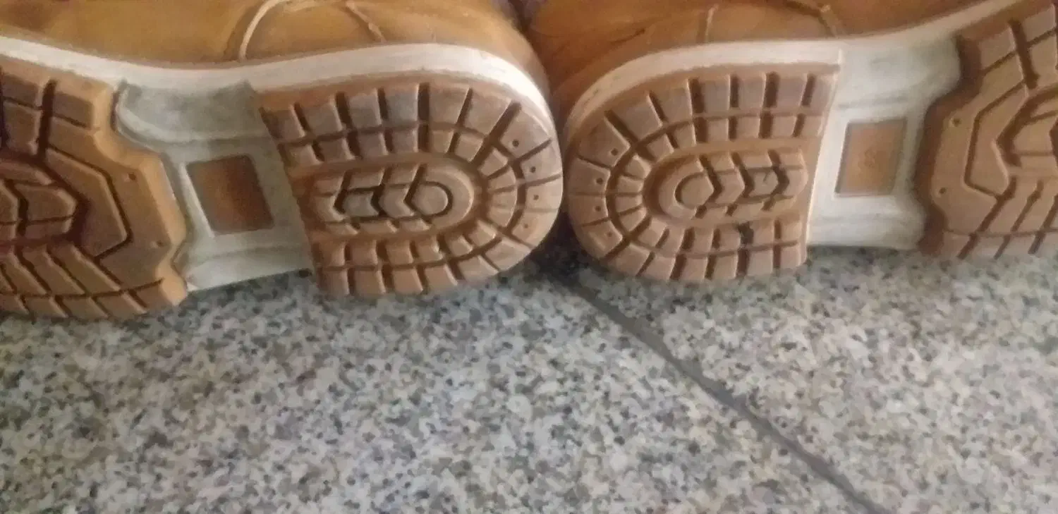 پوتین بچگانه در حد نوسایز۳۱|کفش و لباس بچه|تبریز, |دیوار