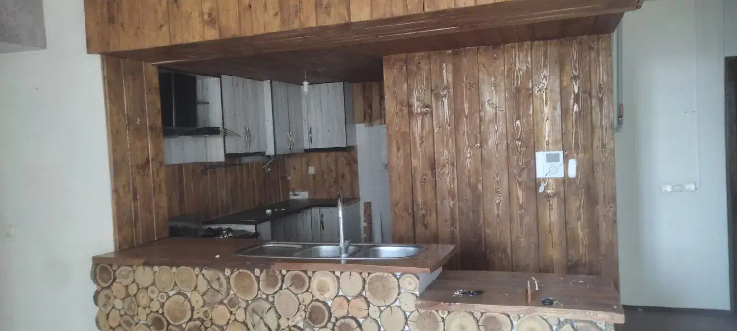 چوب روسی|کتابخانه، شلف، قفسه‌های دیواری|پرند, فاز ۵|دیوار