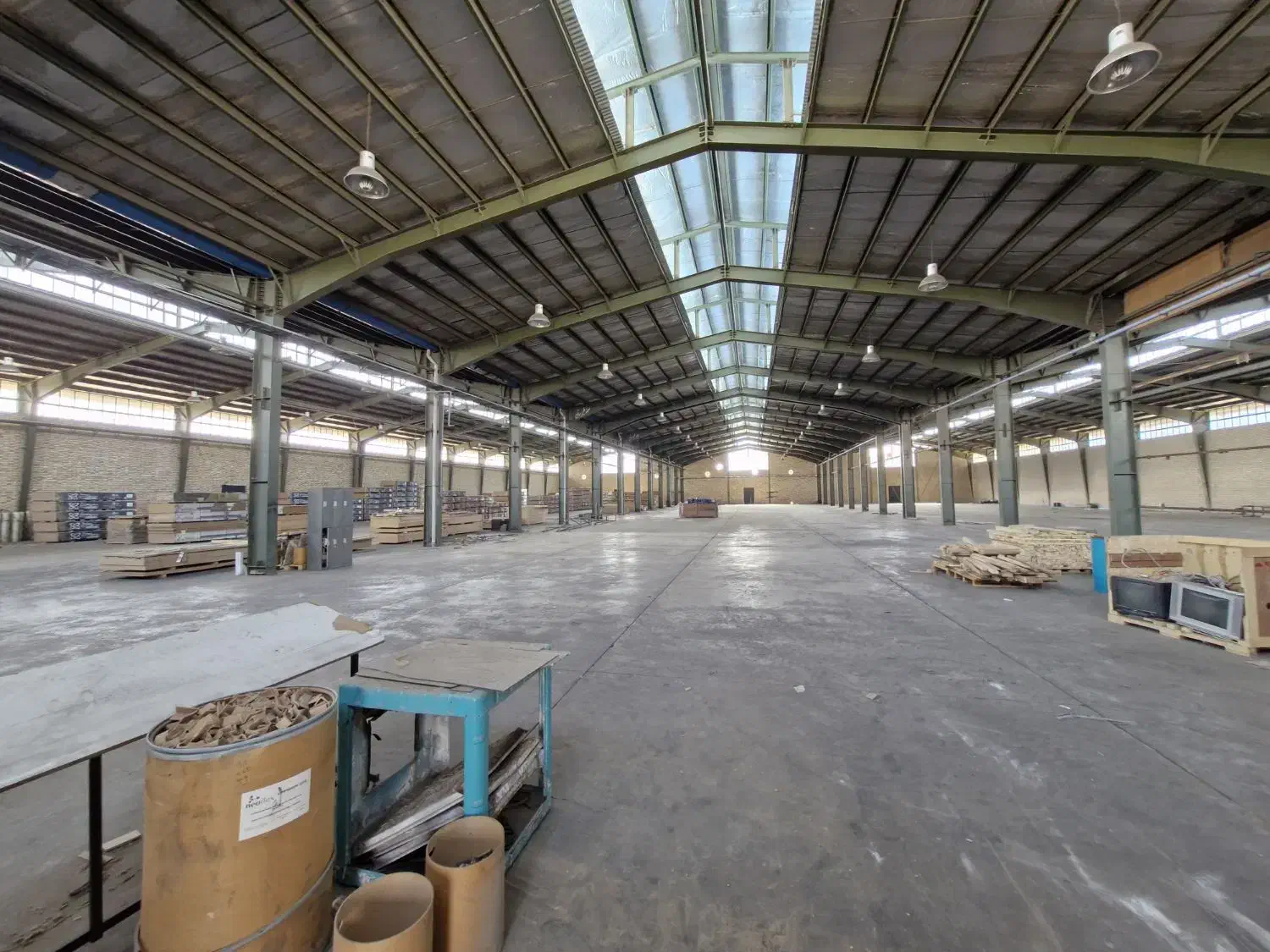 یک هکتار کارخانه زون سلولزی و شیمیایی شهرک صنعتی|فروش دفتر صنعتی، کشاورزی، تجاری|شریف‌آباد, |دیوار