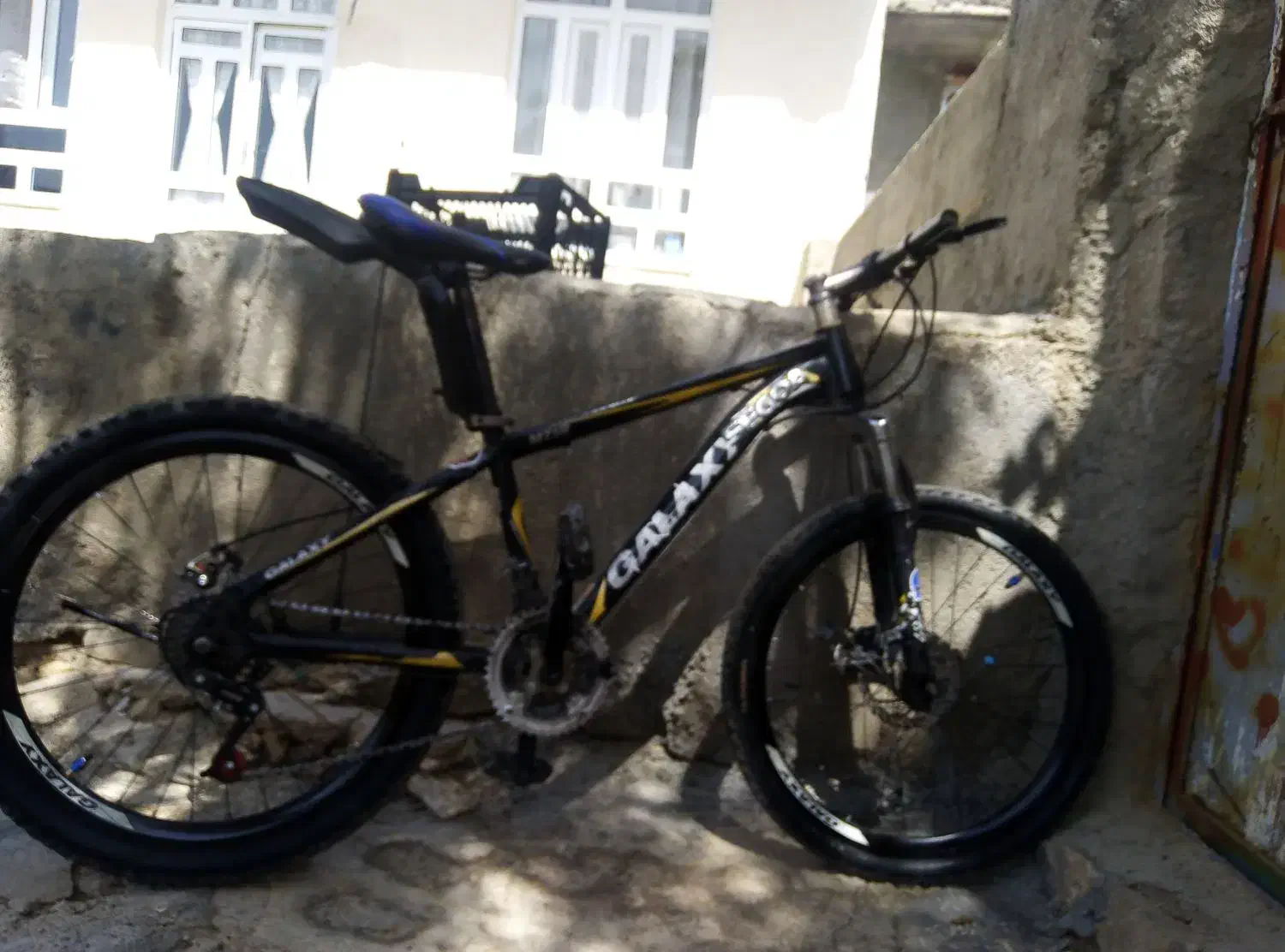 دوچرخه 24|دوچرخه، اسکیت، اسکوتر|ایوان, |دیوار