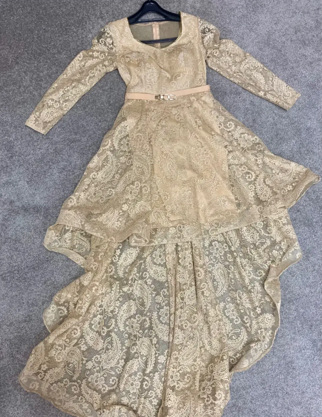 پیرهن مجلسی دنباله دار|لباس|گرگان, |دیوار