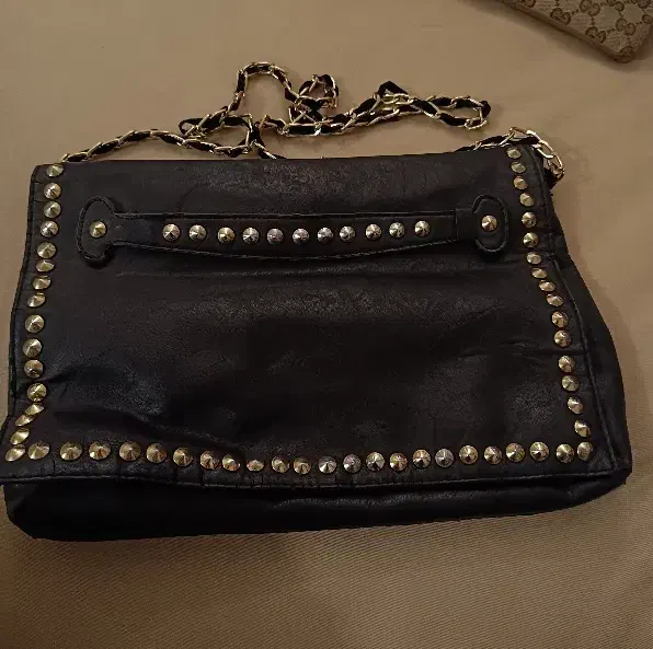 کیف|کیف، کفش، کمربند|تبریز, |دیوار