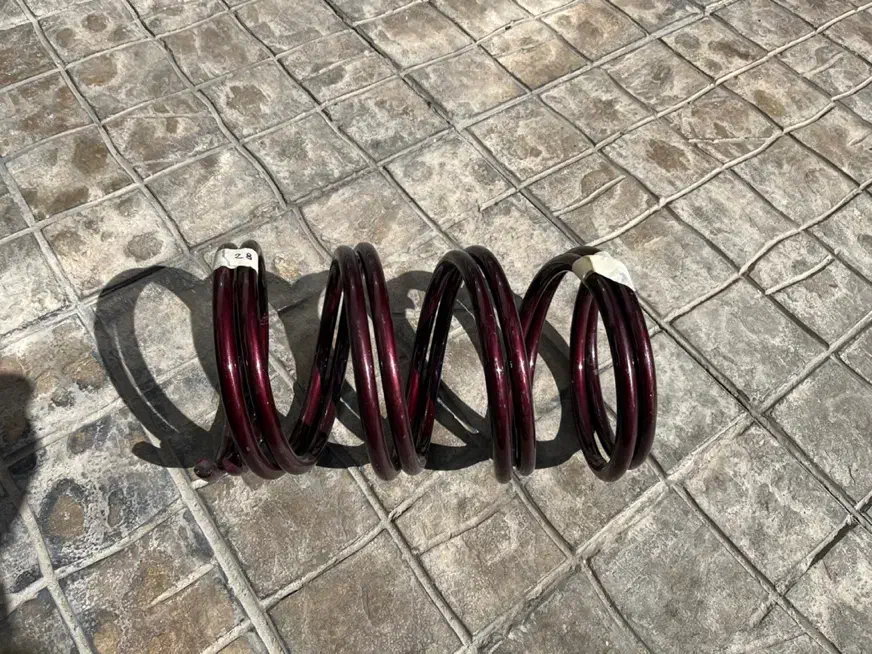 فنر لنزو ۲۸|قطعات یدکی و لوازم جانبی|شیراز, گلشن|دیوار