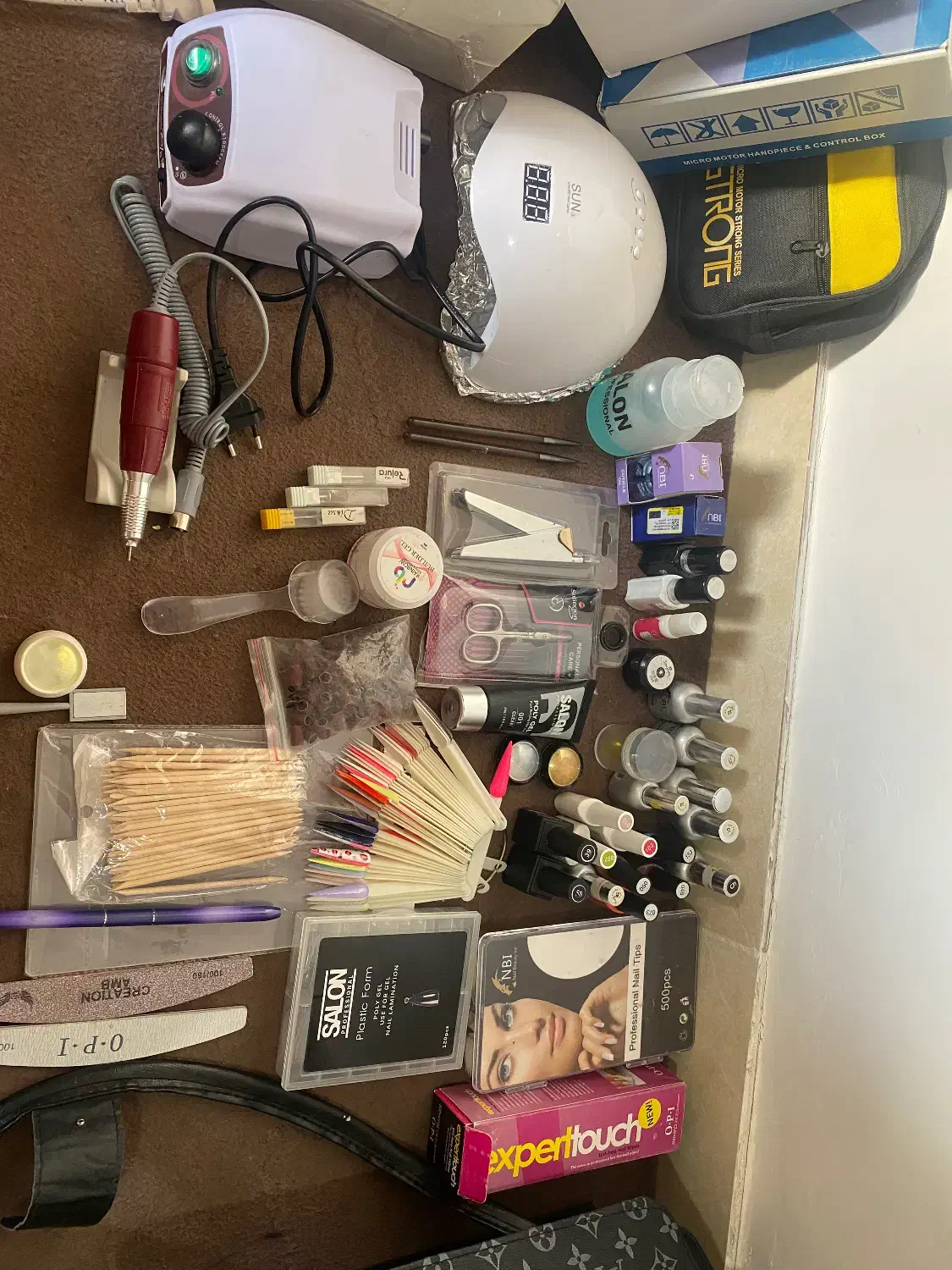 وسایل ناخنکاری|آرایشگاه و سالنهای زیبایی|اردبیل, |دیوار