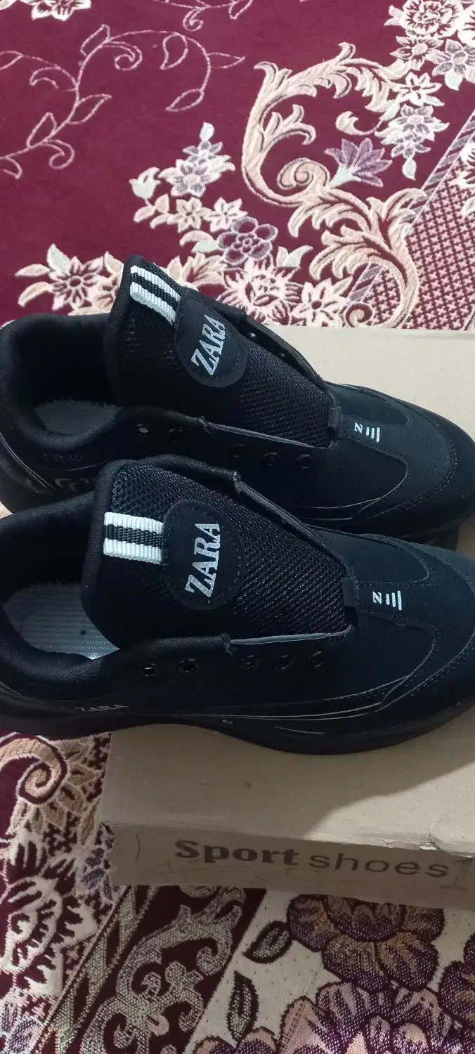 کفش|کیف، کفش، کمربند|آبدانان, |دیوار