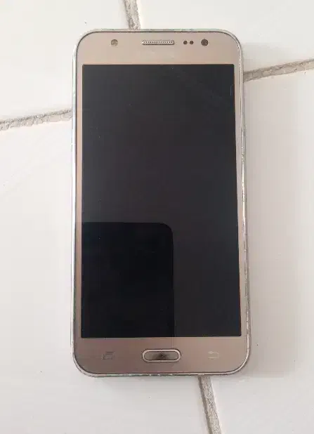 گوشی مبایل مدل J5|موبایل|فردیس, شهرک ۱۱۰|دیوار