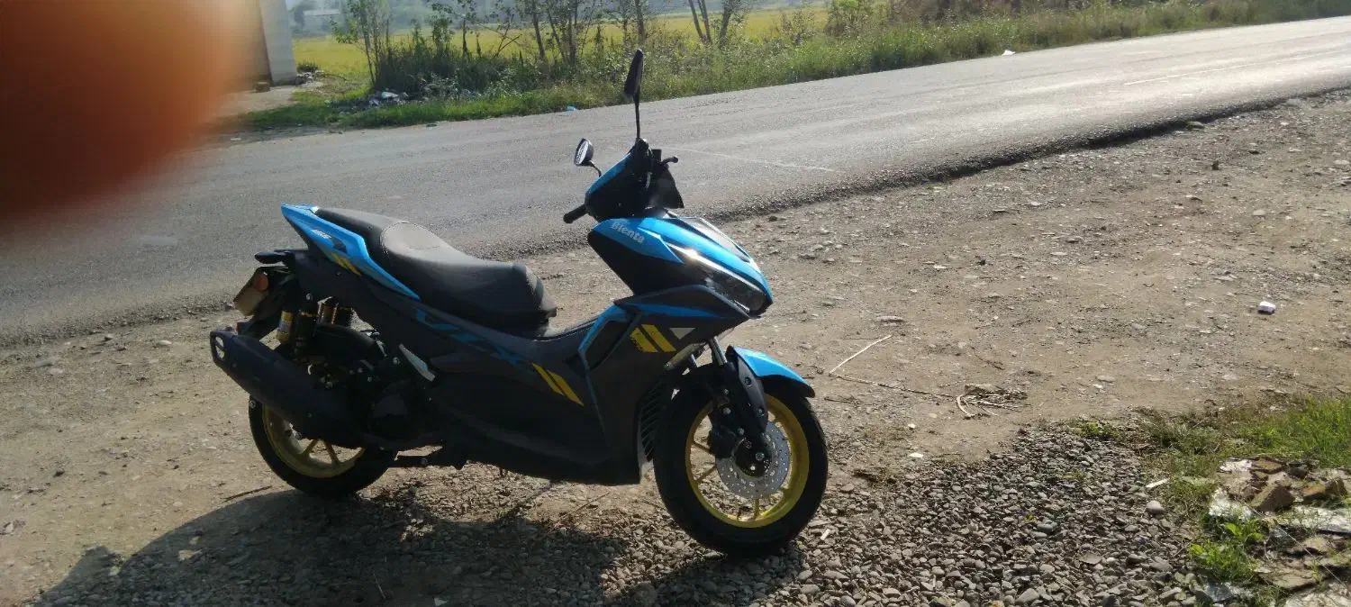 دستگاه بسیار سالم کم کارکرد|موتورسیکلت|لاهیجان, آهندان|دیوار