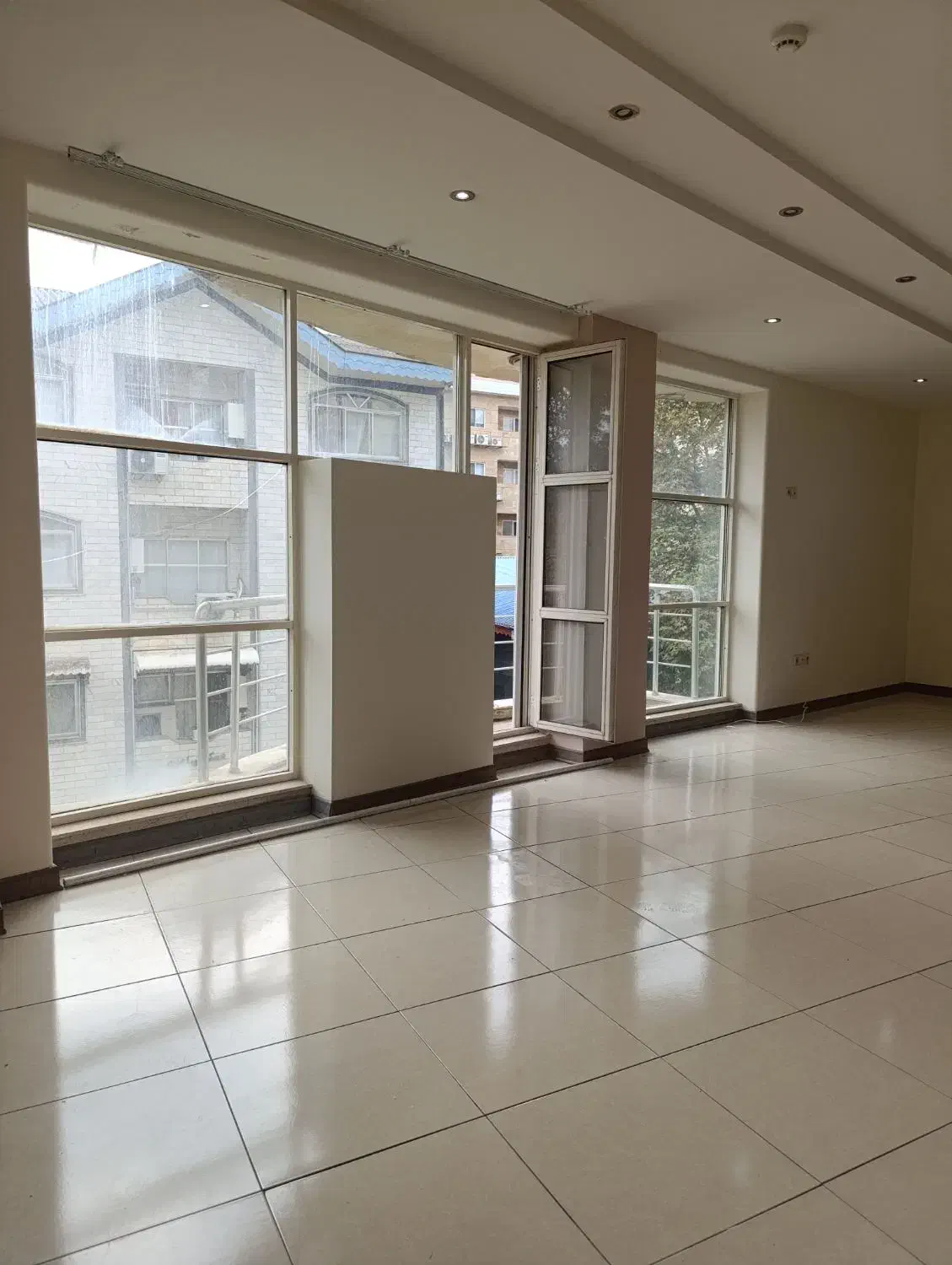 بلوار گیلان / خیابان 176 ارکیده / تک‌واحدی 180متری|اجارهٔ آپارتمان|رشت, بلوار گیلان|دیوار