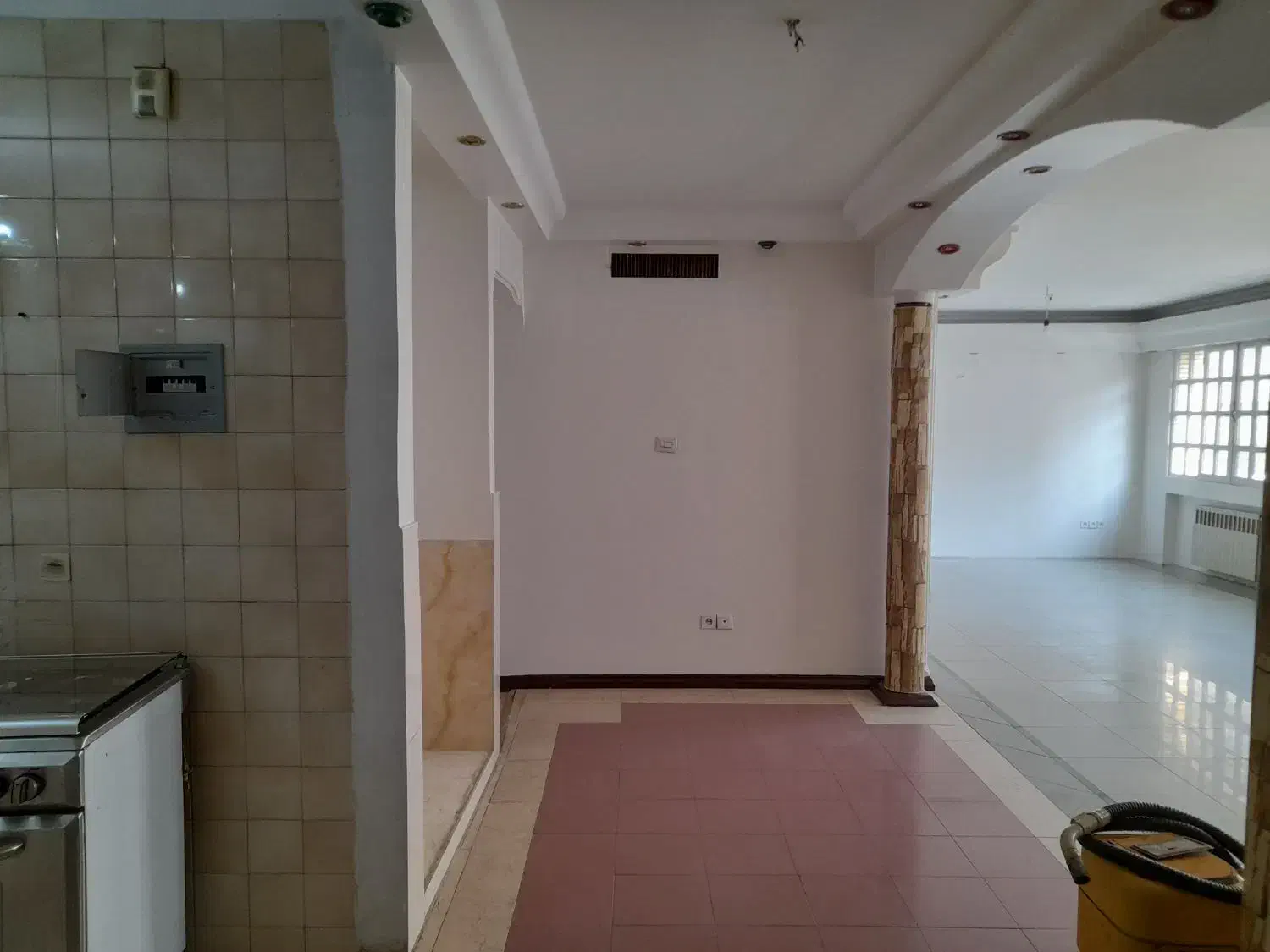 آپارتمان 110 متری صادقیه / فول بازسازی|اجارهٔ آپارتمان|تهران, صادقیه|دیوار