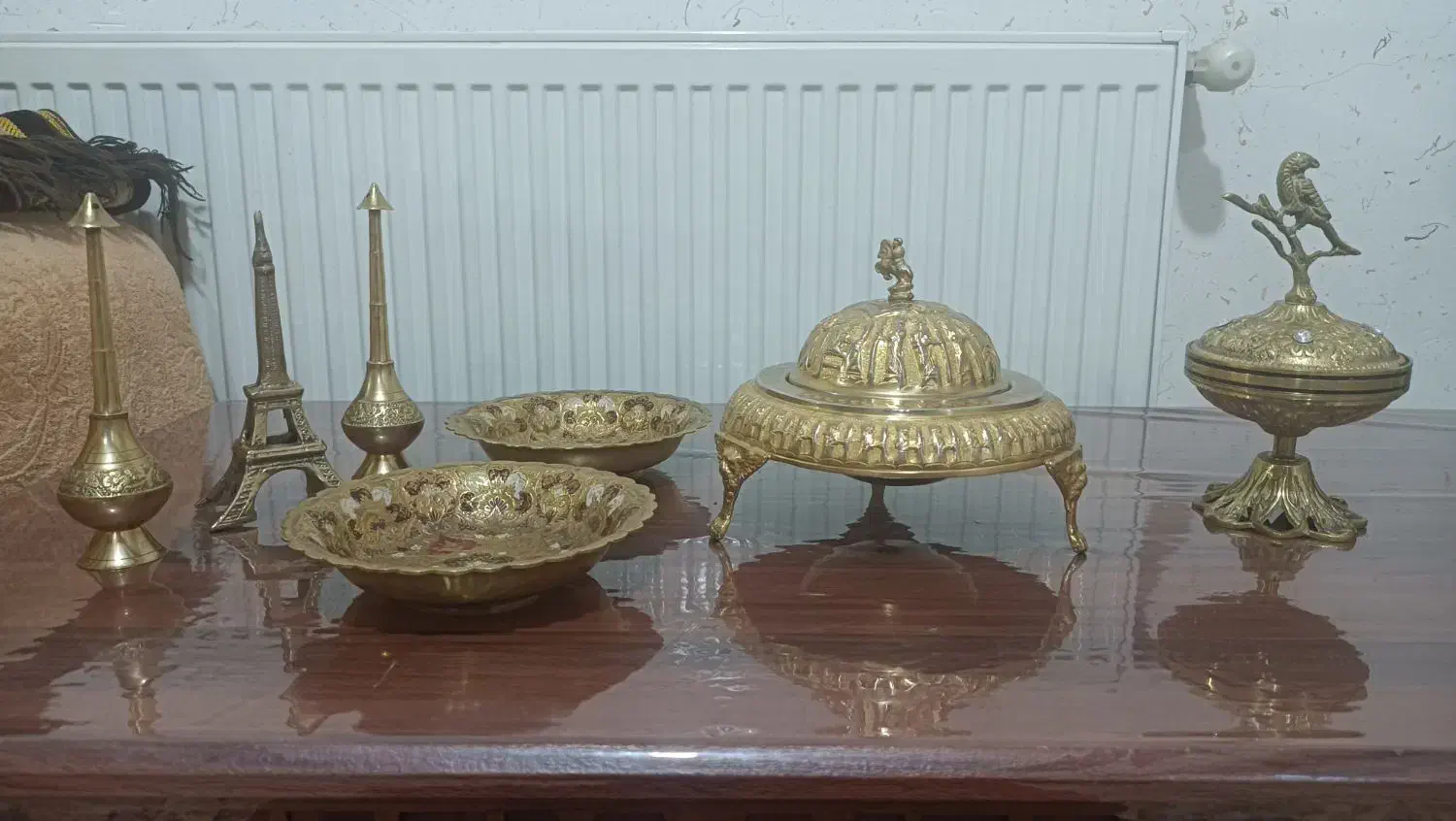 ظروف برنز|کلکسیون اشیاء عتیقه|سنندج, |دیوار