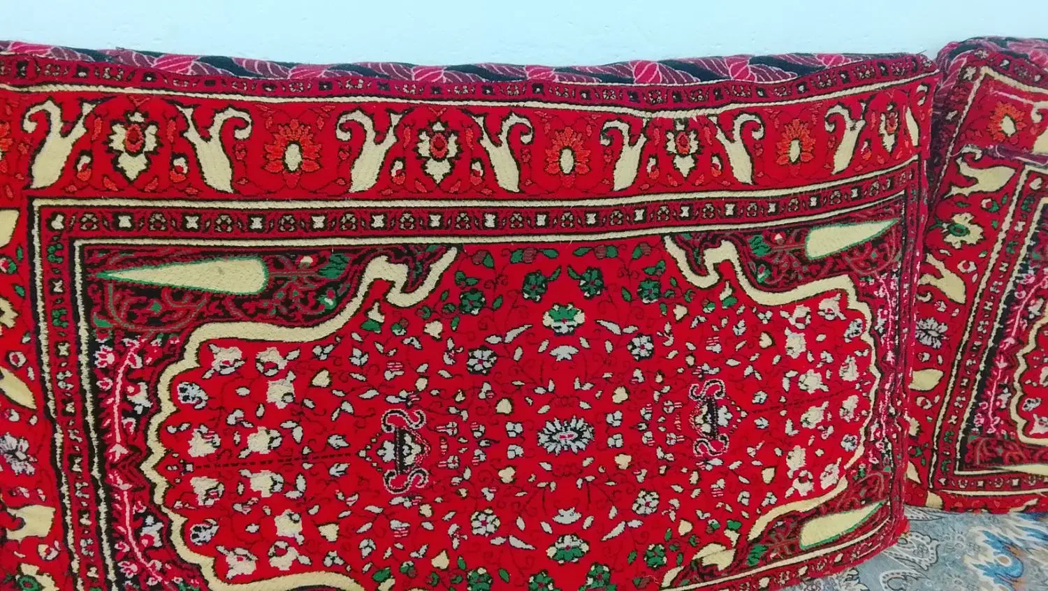 پشتی|پشتی|صوفیان, |دیوار