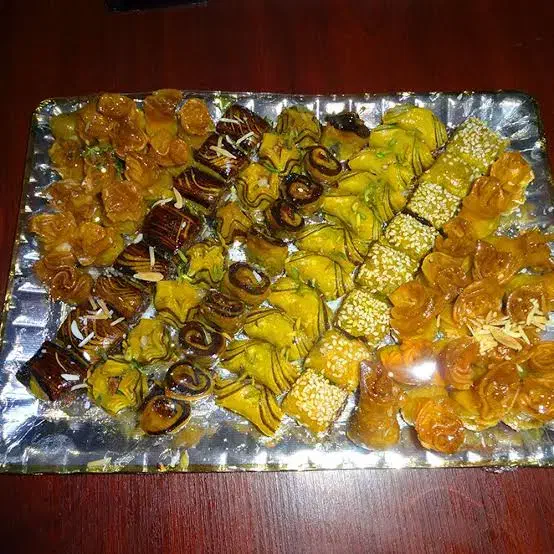 بشقاب مقوایی مناسب رستوران کترینگ و قنادی|ظروف سرو و پذیرایی|قم, شهرک امام حسین|دیوار