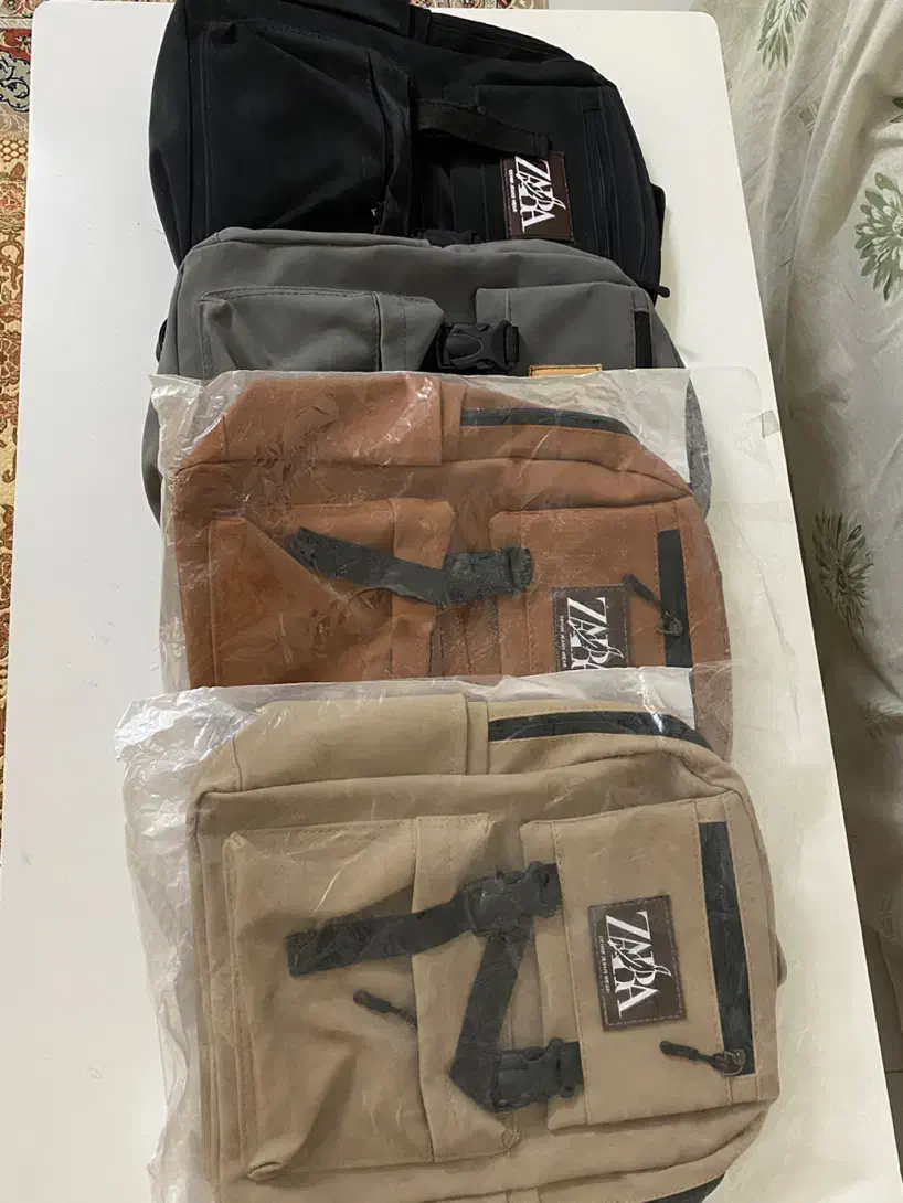 کوله پشتی نو|کیف، کفش، کمربند|نیشابور, پاستور|دیوار