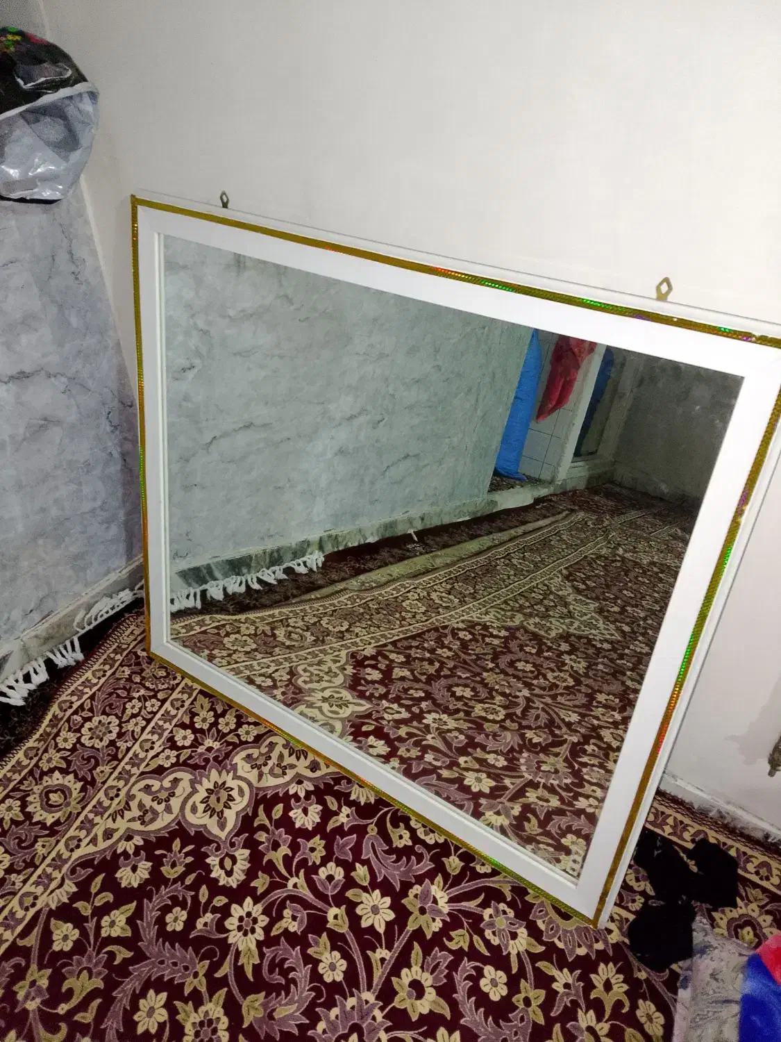 صندلی میکاپ|آرایشگاه و سالنهای زیبایی|قم, تعویض پلاک|دیوار