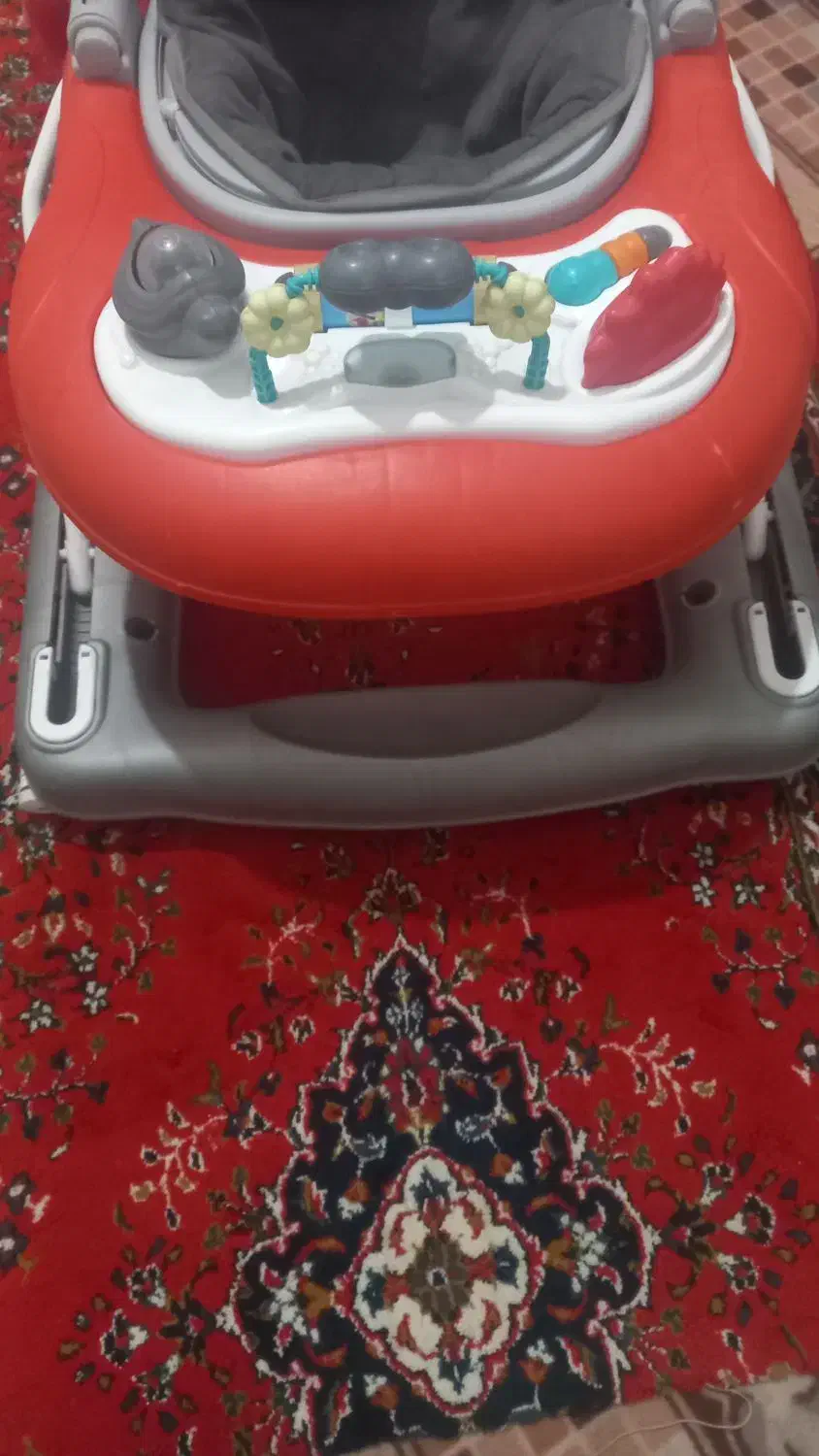 رورووئک موزیکال|کالسکه و لوازم جانبی|سبزوار, باهنر|دیوار