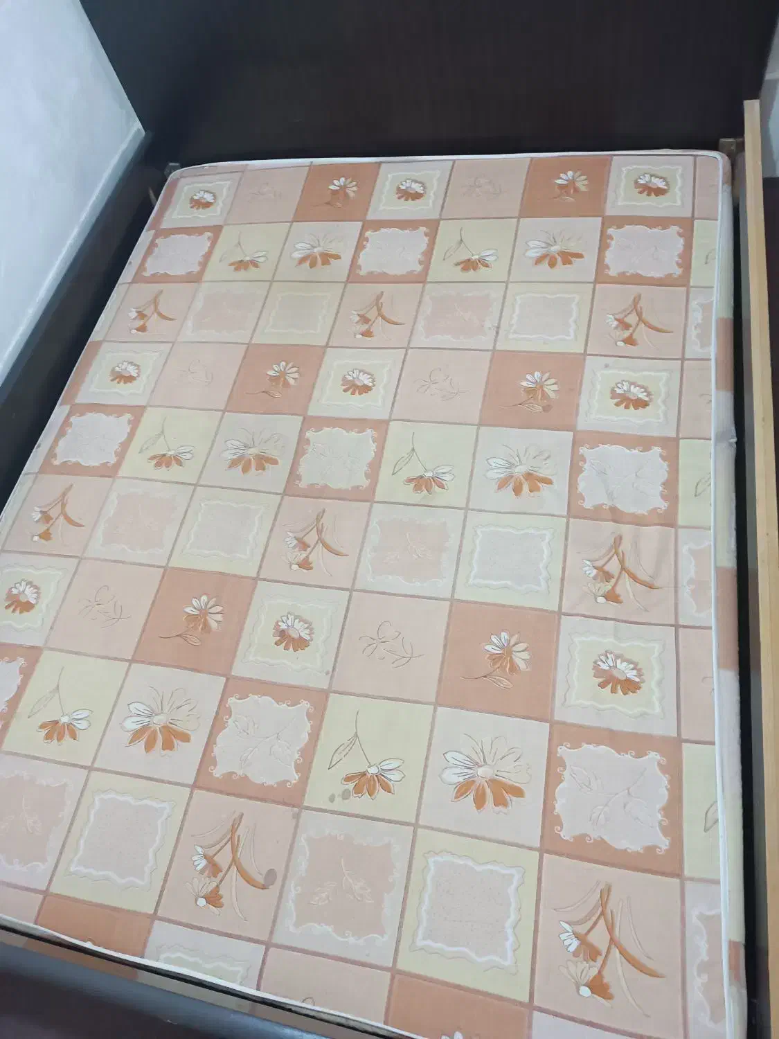 تشک دونفره|تشک تختخواب|رشت, باهنر|دیوار