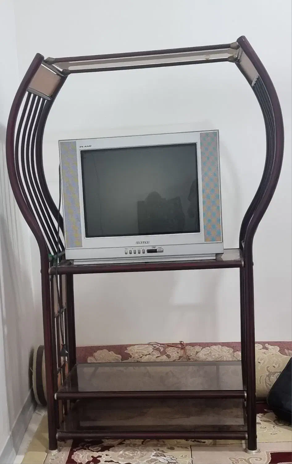 تلویزیون و زیر تلویزیون|تلویزیون و پروژکتور|ایذه, |دیوار