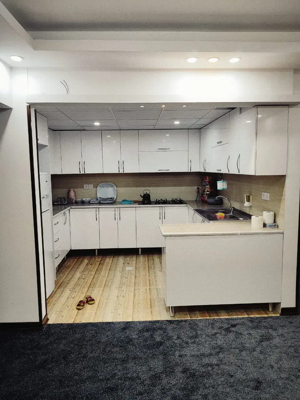 اجاره اپارتمان سویت مبله منزل سوییت هتل آپارتمان|اجارهٔ کوتاهمدت آپارتمان و سوئیت|شیراز, آزادی|دیوار