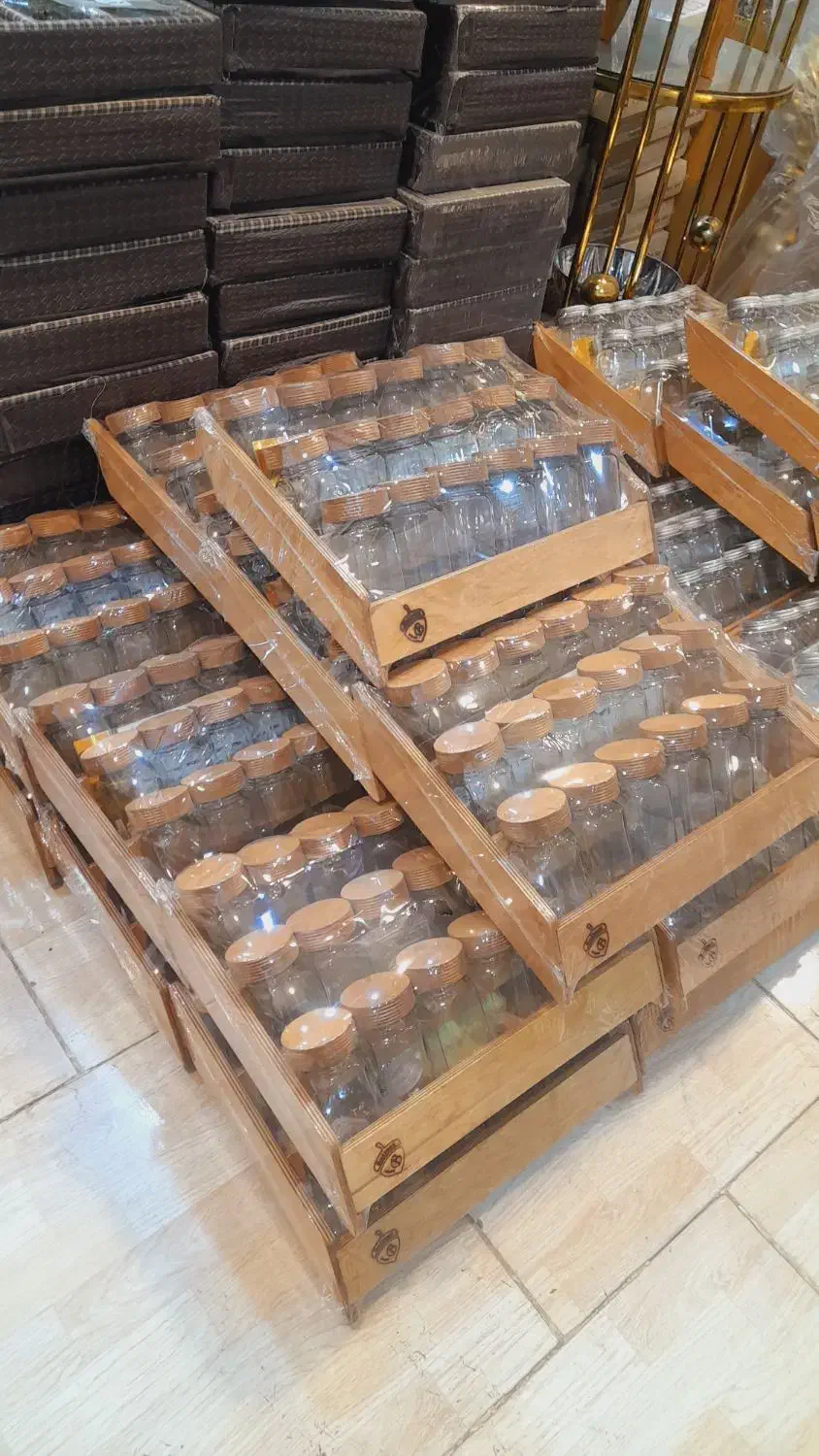 جا ادویه ۱۸تایی درب چوبی داخل کشویی|ظروف نگهدارنده، پلاستیکی، یک‌بارمصرف|قم, شهرک فاطمیه|دیوار