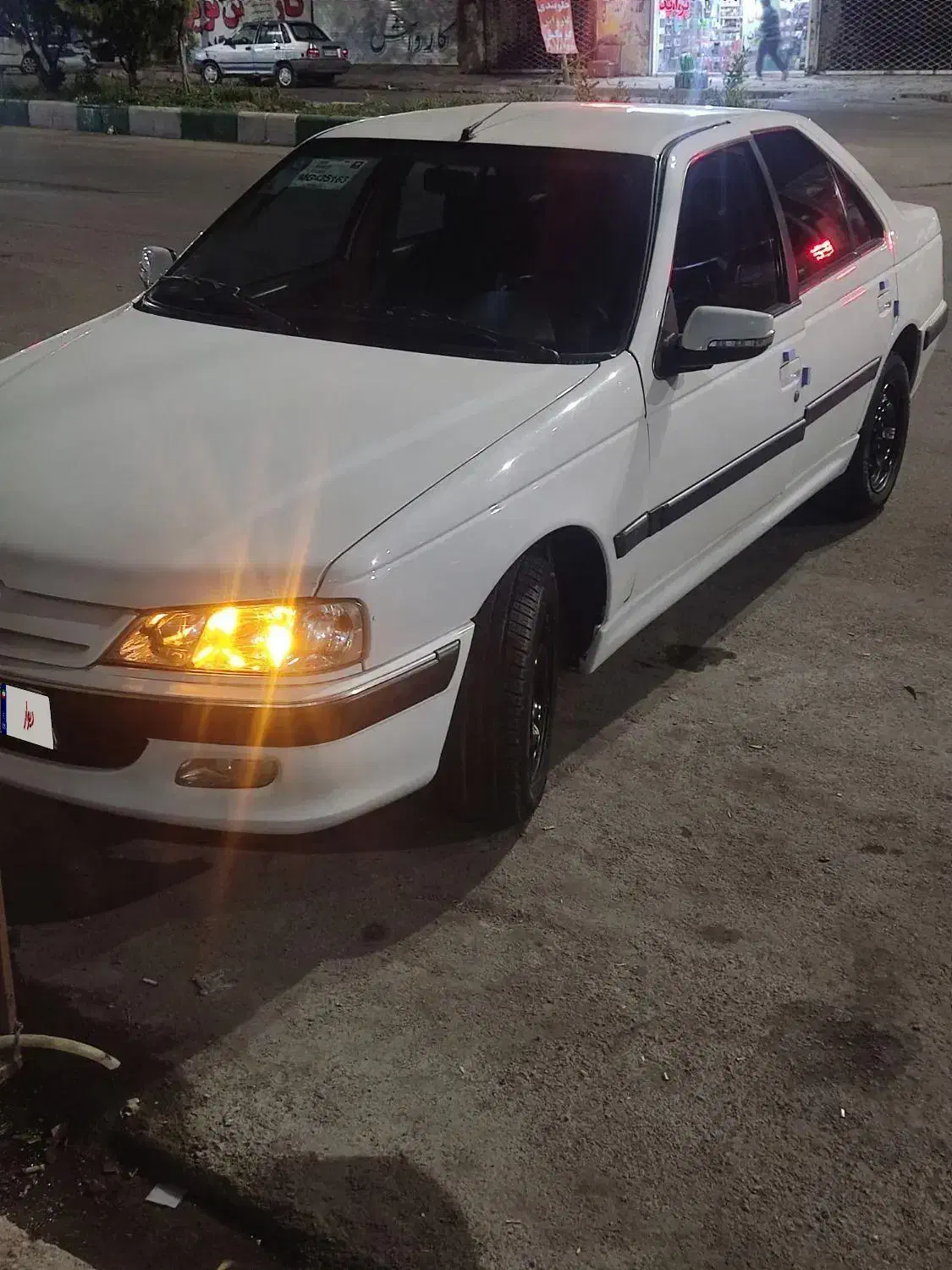 پژوپارس درحدخشک|خودرو سواری و وانت|ملکآباد, |دیوار