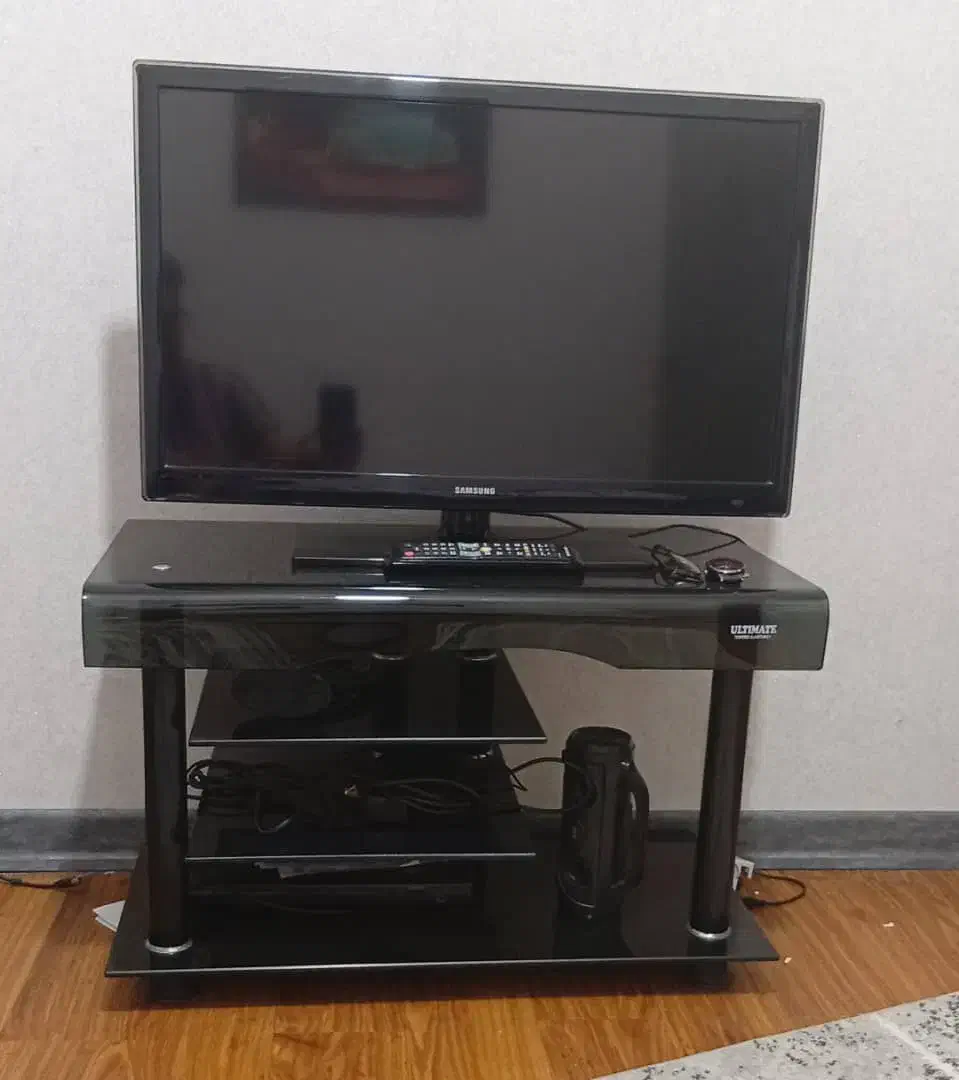 تلویزیون|تلویزیون و پروژکتور|شیراز, بالا کفت|دیوار