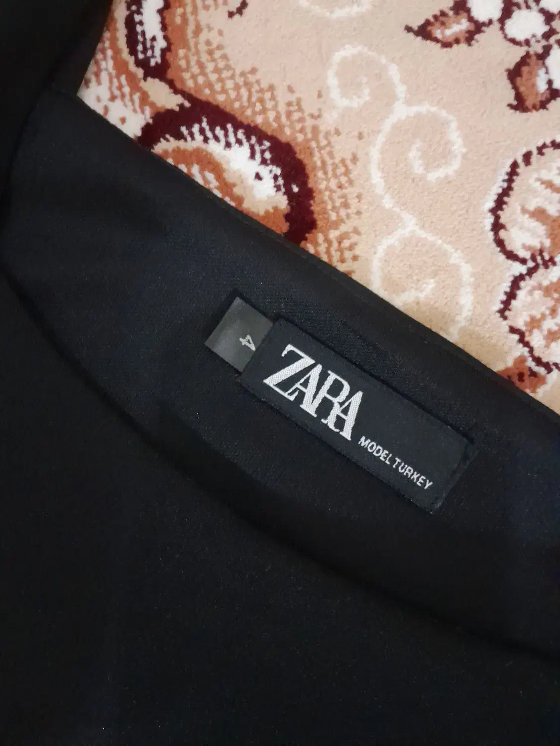 شومیز|لباس|شهریار, کردزار|دیوار