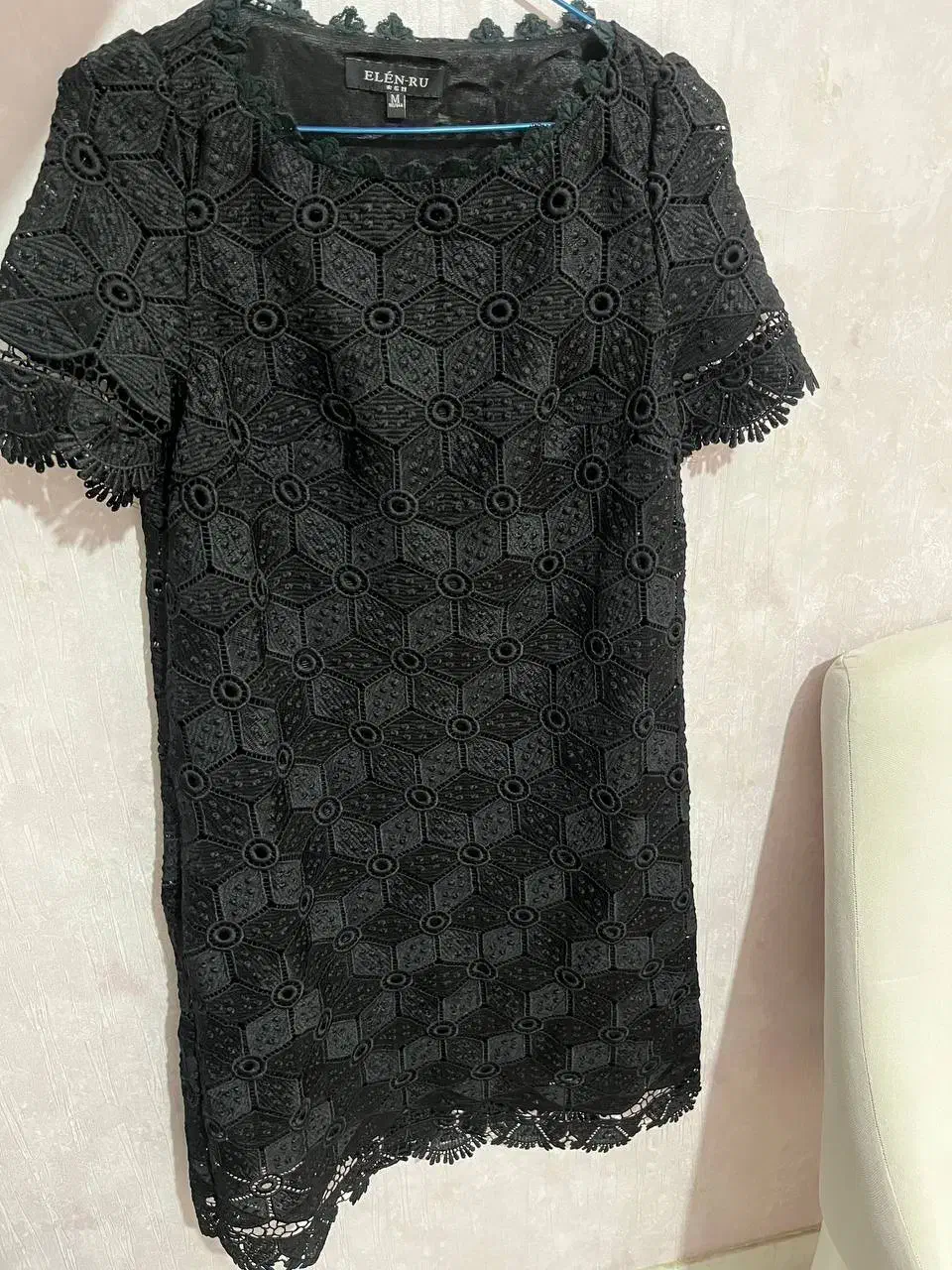 لباس زنانه|لباس|الیگودرز, |دیوار