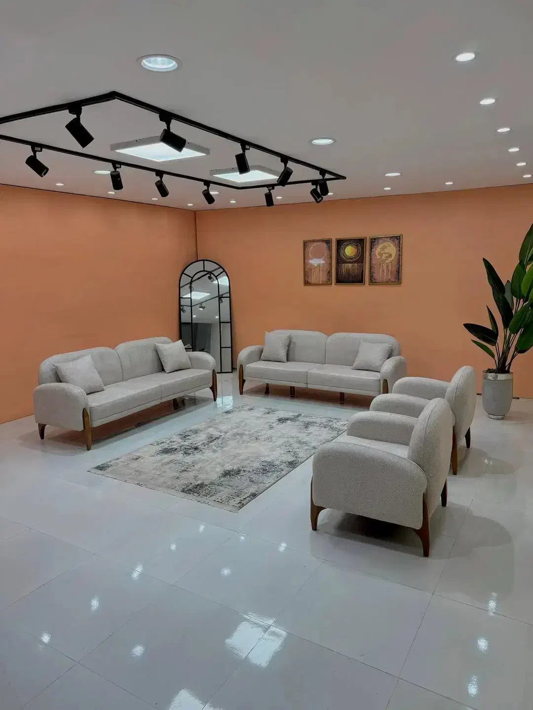 تولیدوتعمیرانواع مبلمان|مبلمان خانگی و میز عسلی|ملکآباد, |دیوار