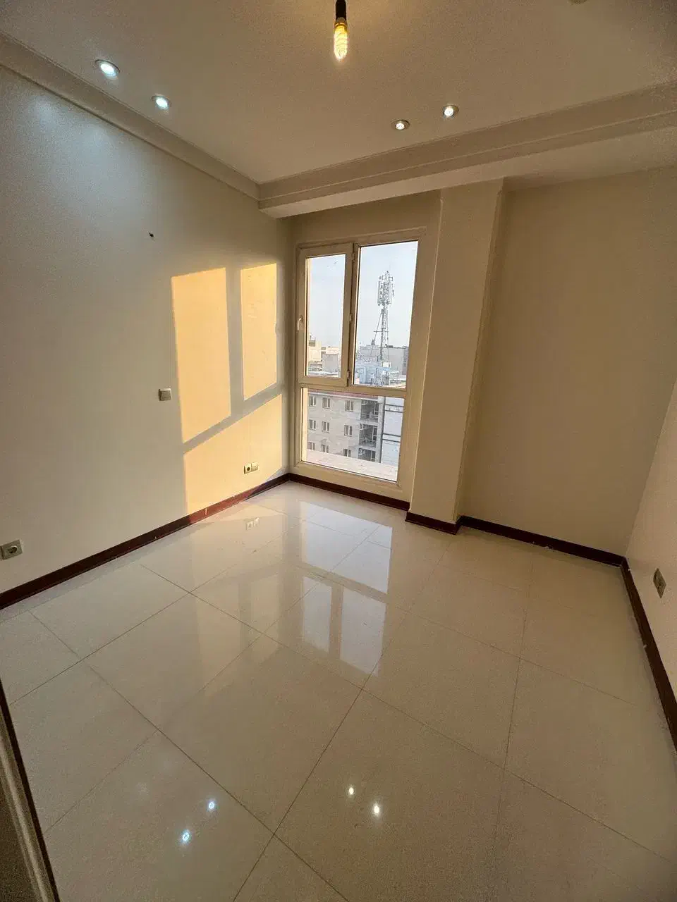 ۱۵۵متر/۳خواب/غرق‌نور/قابل‌تبدیل/هروی