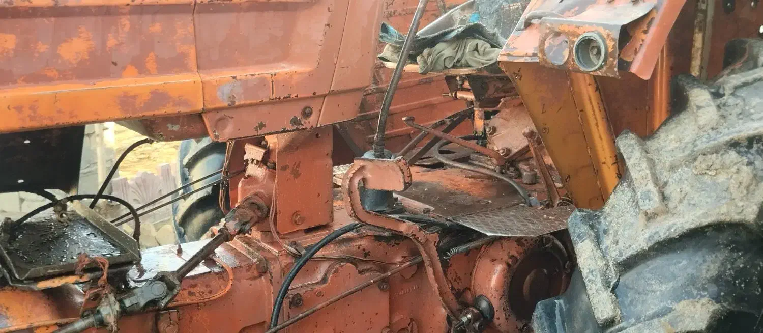 تراکتور رومانی فابریک کارخانه|خودرو سنگین|ارومیه, |دیوار